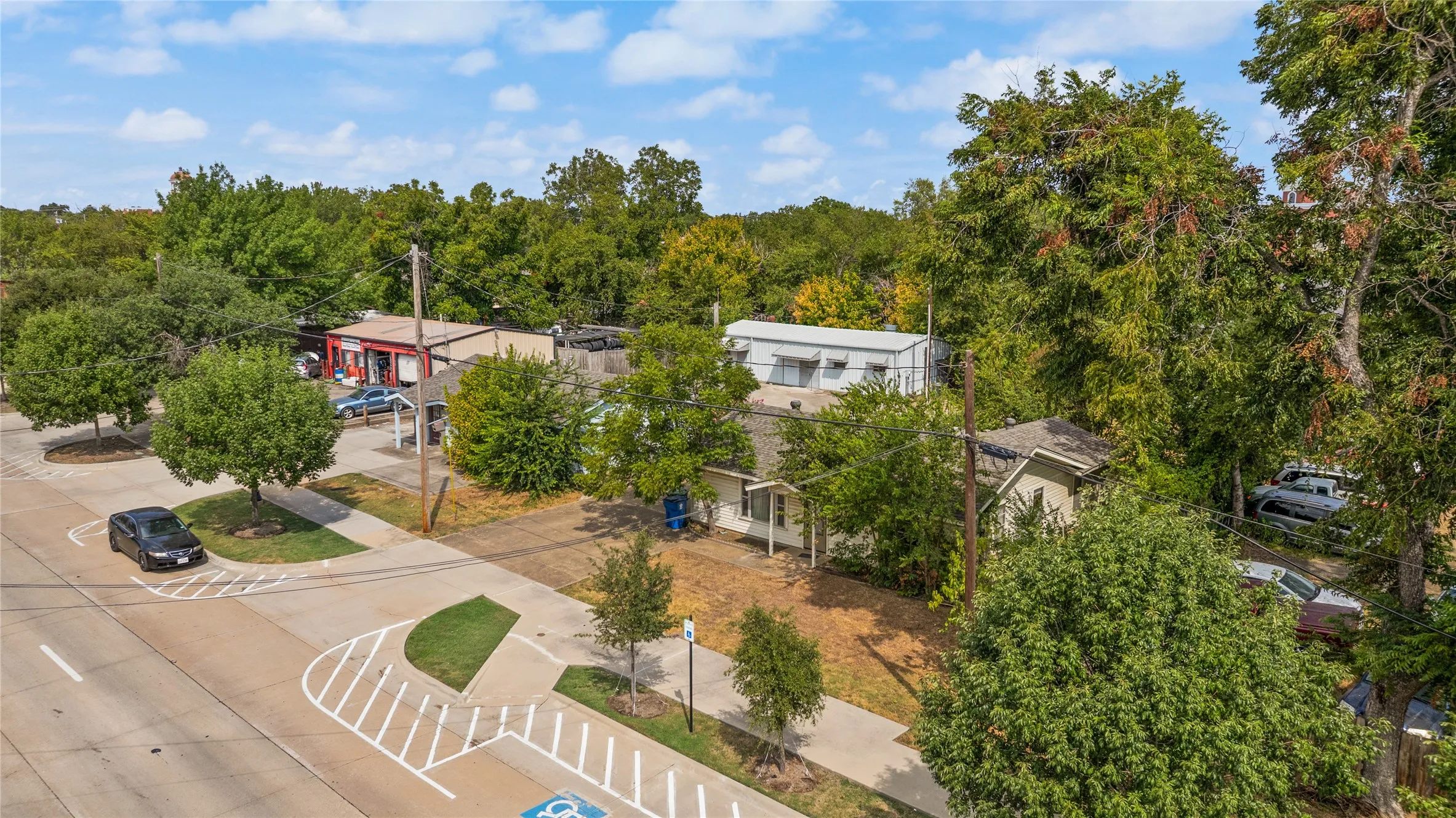 Retail For Sale in Denton County , 325 & 331 E Main Street, Lewisville, Texas 75057, 0, 0, Garage spaces, 0 Sqft, built in 1965, mls#21373701, Real Estate Agent in Lewisville, Homes For Sale in Denton county, Homes For Sale in Lewisville, Realtor in Lewisville Texas, Real Estate Brokerage Independent Realty Texas, Luminita Cordes Realtor