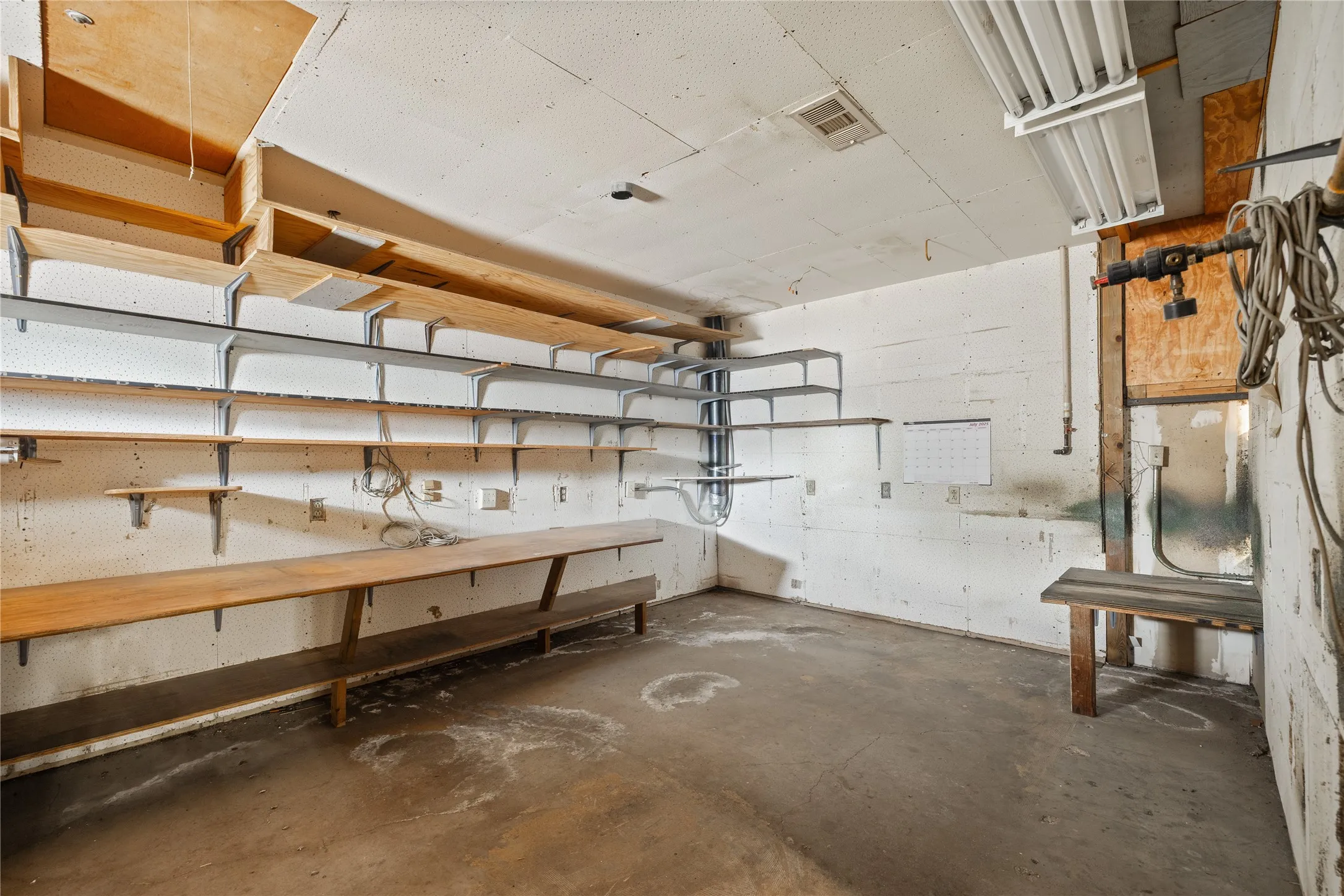 Retail For Sale in Denton County , 325 & 331 E Main Street, Lewisville, Texas 75057, 0, 0, Garage spaces, 0 Sqft, built in 1965, mls#21373701, Real Estate Agent in Lewisville, Homes For Sale in Denton county, Homes For Sale in Lewisville, Realtor in Lewisville Texas, Real Estate Brokerage Independent Realty Texas, Luminita Cordes Realtor