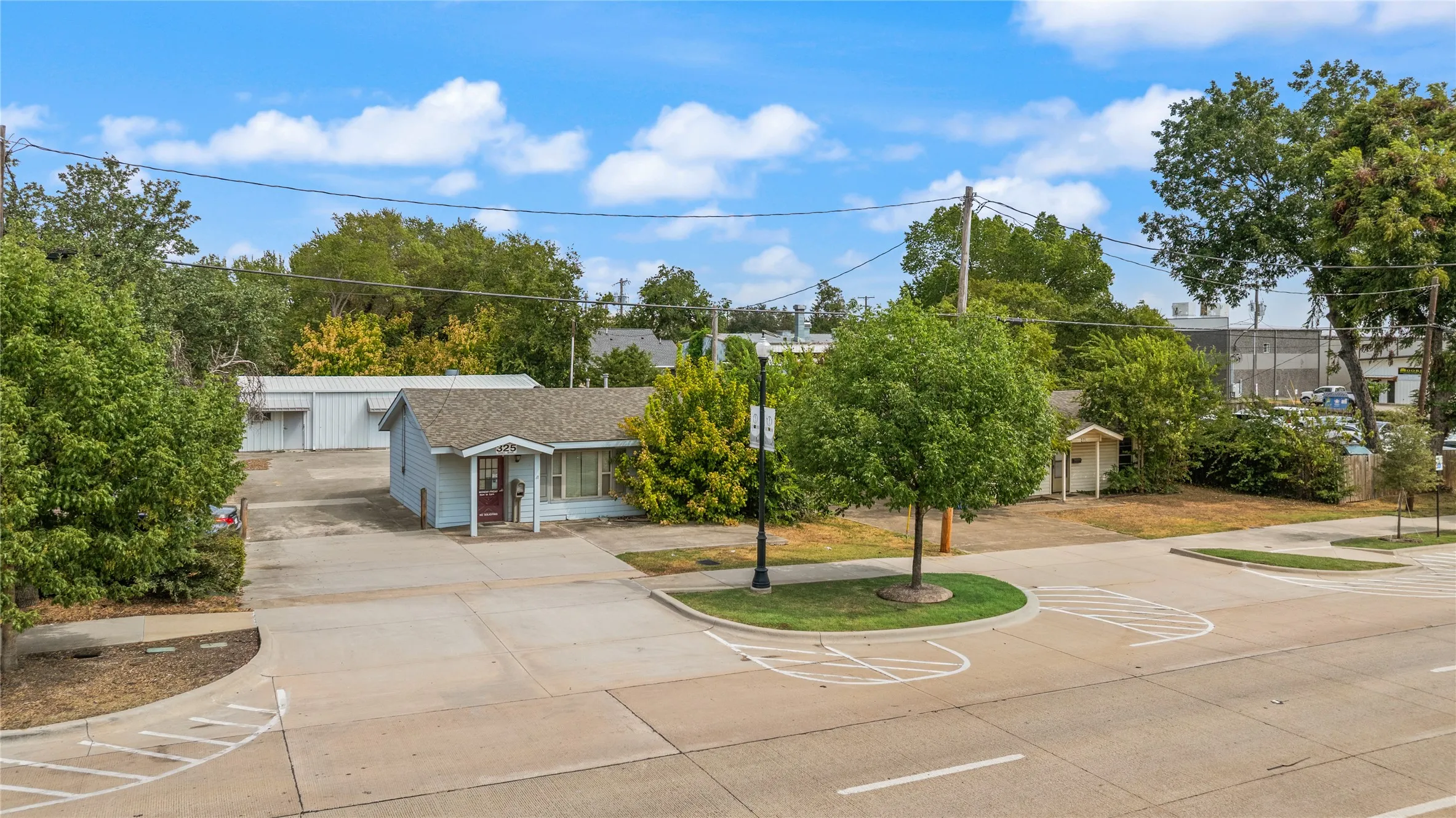 Retail For Sale in Denton County , 325 & 331 E Main Street, Lewisville, Texas 75057, 0, 0, Garage spaces, 0 Sqft, built in 1965, mls#21373701, Real Estate Agent in Lewisville, Homes For Sale in Denton county, Homes For Sale in Lewisville, Realtor in Lewisville Texas, Real Estate Brokerage Independent Realty Texas, Luminita Cordes Realtor