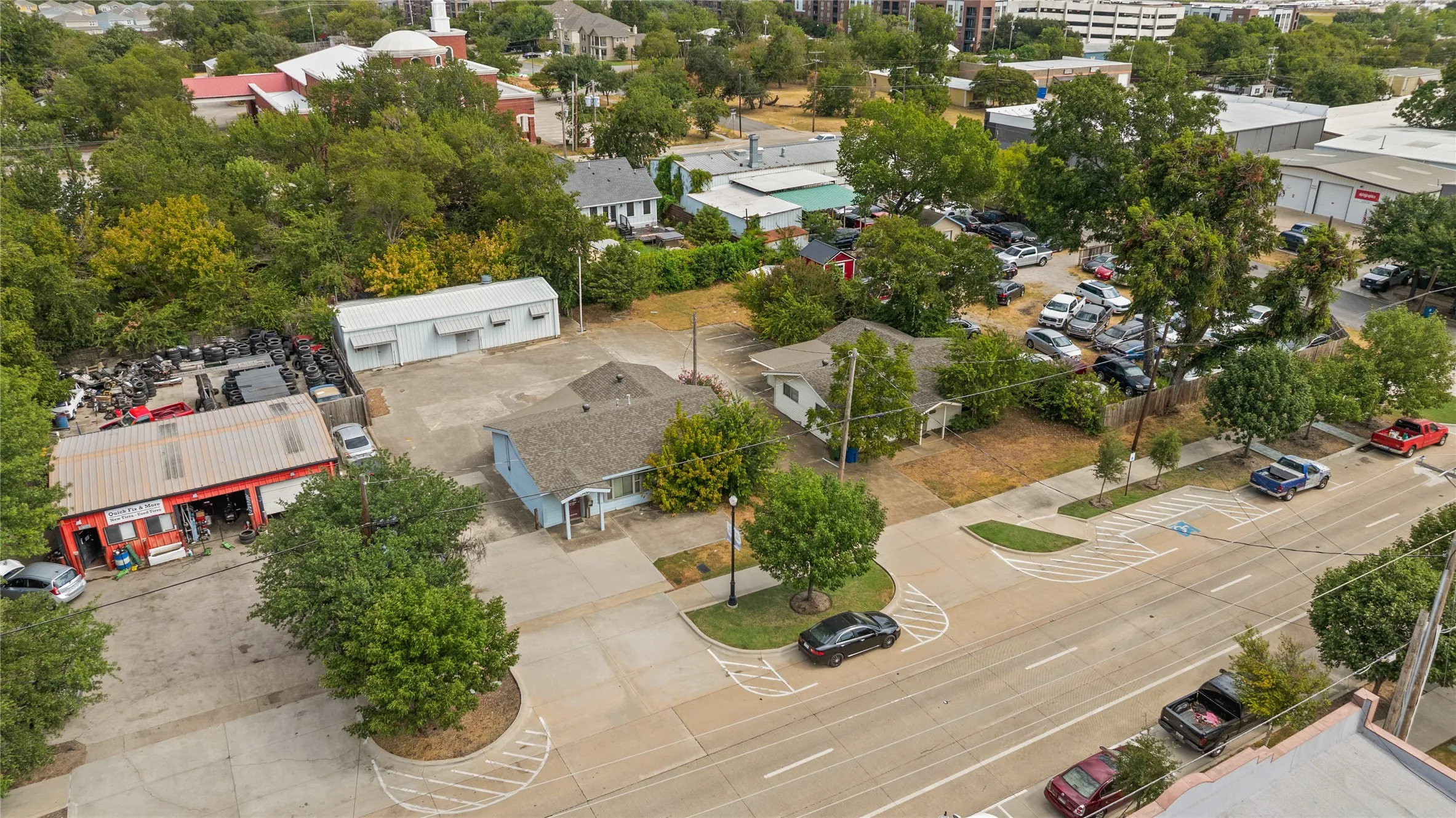 Retail For Sale in Denton County , 325 & 331 E Main Street, Lewisville, Texas 75057, 0, 0, Garage spaces, 0 Sqft, built in 1965, mls#21373701, Real Estate Agent in Lewisville, Homes For Sale in Denton county, Homes For Sale in Lewisville, Realtor in Lewisville Texas, Real Estate Brokerage Independent Realty Texas, Luminita Cordes Realtor