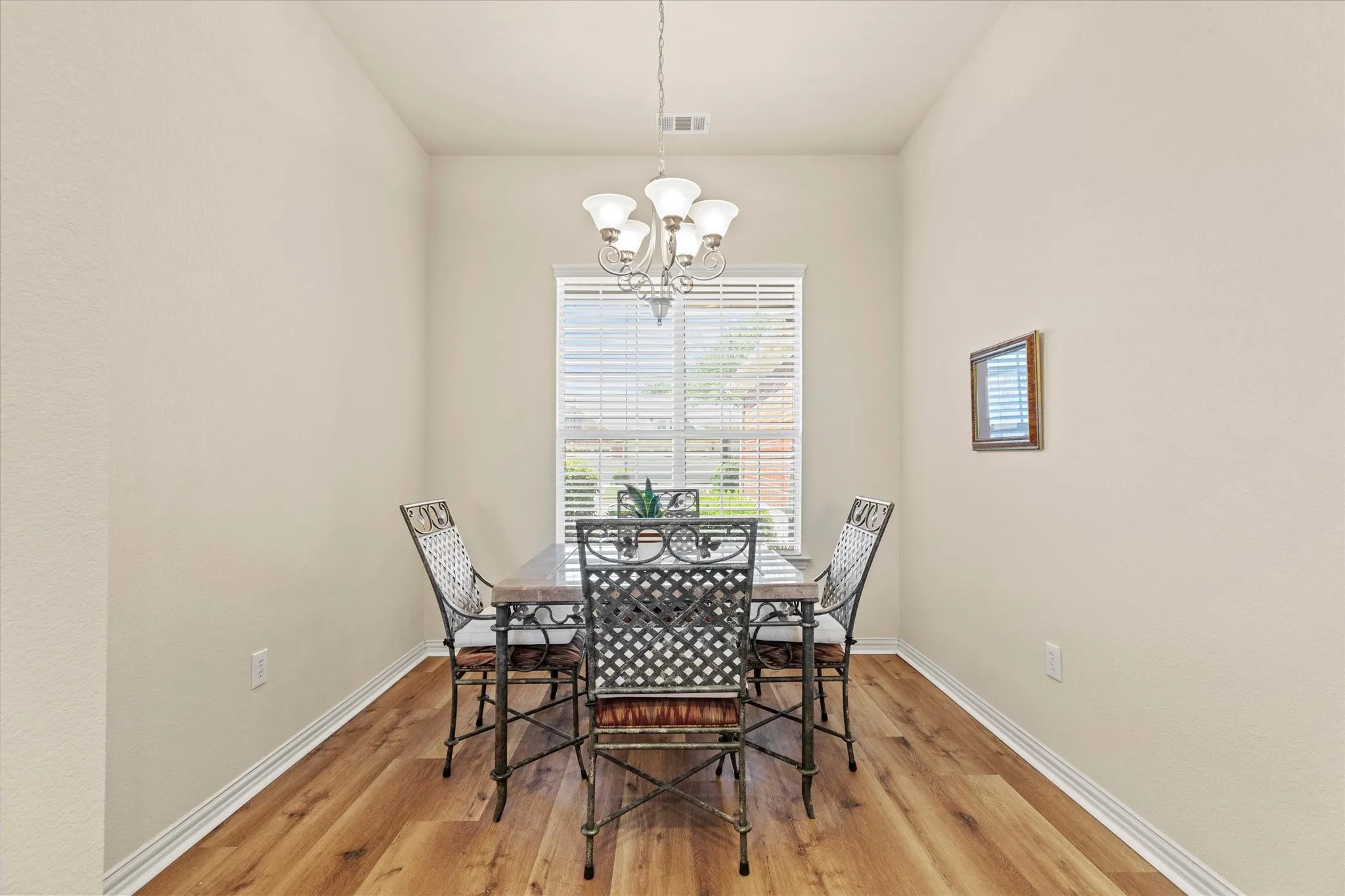 Breakfast Room