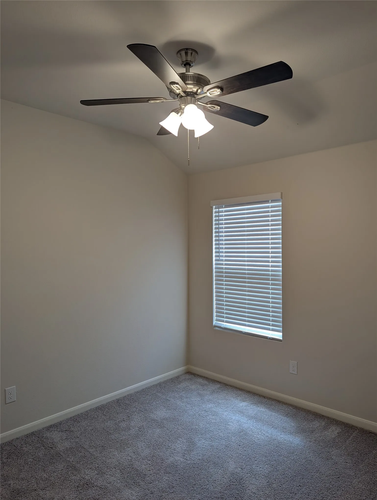 Single Family Residence For Rent in Parker County , 504 Jameson Street, Springtown, Texas 76082, 4 Bedroom, 2 Bathroom, 2 Garage spaces, 1,684 Sqft, built in 2024, mls#21382191, Real Estate Agent in Springtown, Homes For Rent in Parker county, Homes For Rent in Springtown, Realtor in Springtown Texas, Real Estate Brokerage Independent Realty Texas, Luminita Cordes Realtor