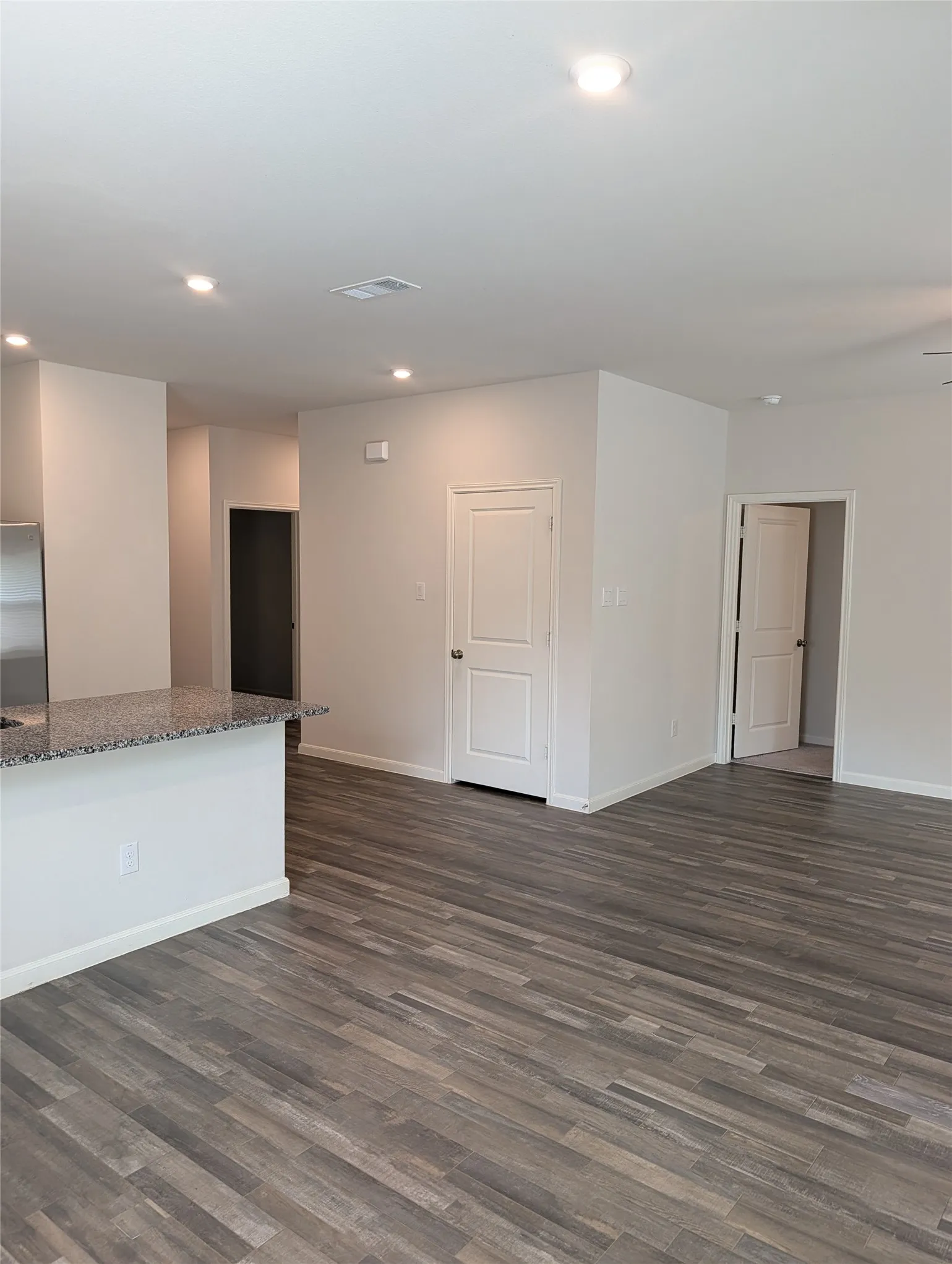 Single Family Residence For Rent in Parker County , 504 Jameson Street, Springtown, Texas 76082, 4 Bedroom, 2 Bathroom, 2 Garage spaces, 1,684 Sqft, built in 2024, mls#21382191, Real Estate Agent in Springtown, Homes For Rent in Parker county, Homes For Rent in Springtown, Realtor in Springtown Texas, Real Estate Brokerage Independent Realty Texas, Luminita Cordes Realtor