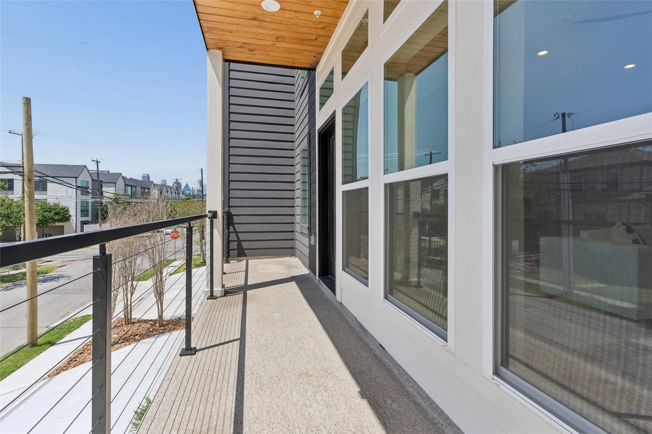 Single Family Residence For Rent in Dallas County , 2202 N Carroll Avenue 103, Dallas, Texas 75204, 2 Bedroom, 3 Bathroom, 2 Garage spaces, 1,840 Sqft, built in 2026, mls#21382044, Real Estate Agent in Dallas, Homes For Rent in Dallas county, Homes For Rent in Dallas, Realtor in Dallas Texas, Real Estate Brokerage Independent Realty Texas, Luminita Cordes Realtor