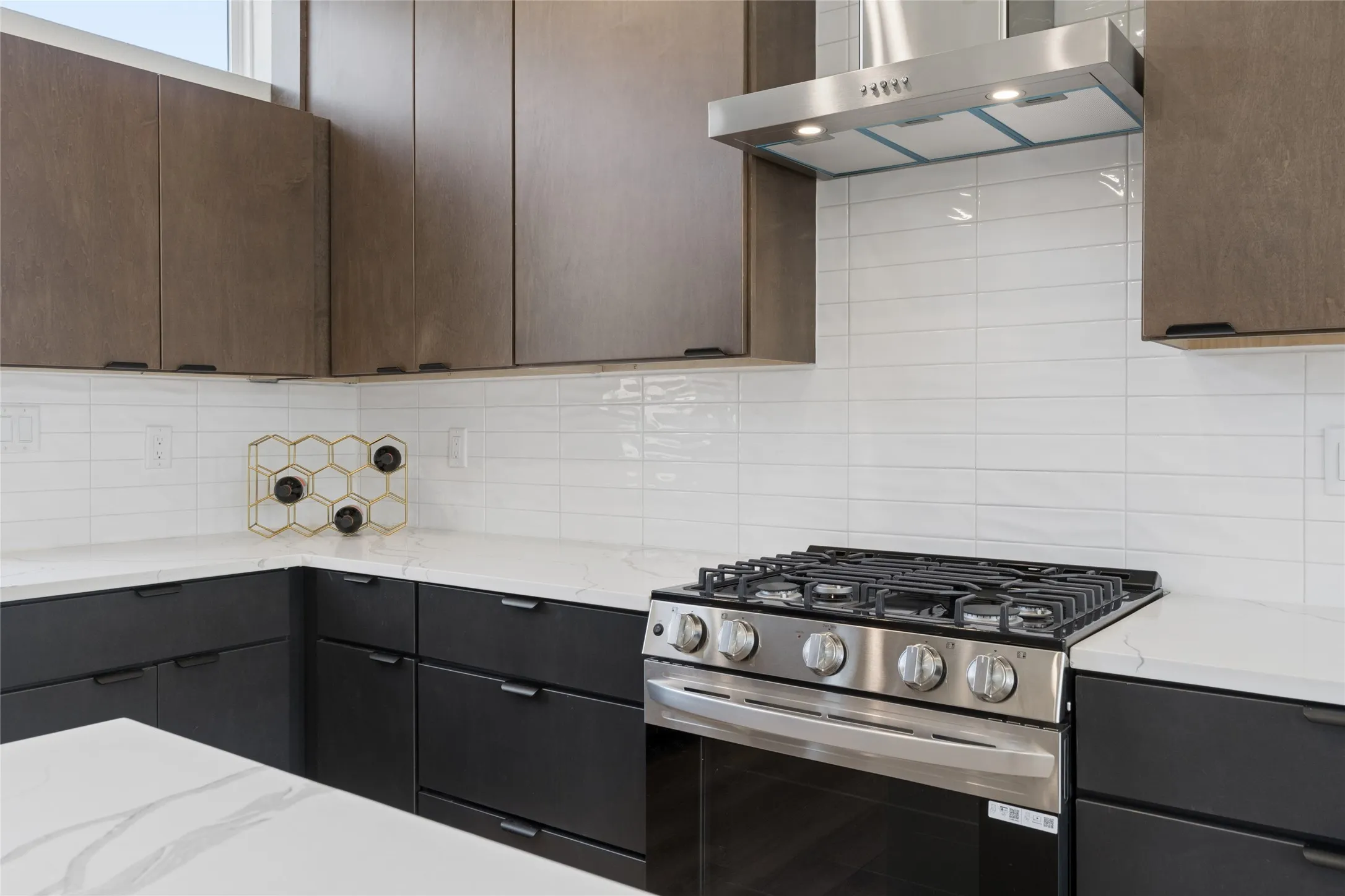 Single Family Residence For Rent in Dallas County , 2202 N Carroll Avenue 103, Dallas, Texas 75204, 2 Bedroom, 3 Bathroom, 2 Garage spaces, 1,840 Sqft, built in 2026, mls#21382044, Real Estate Agent in Dallas, Homes For Rent in Dallas county, Homes For Rent in Dallas, Realtor in Dallas Texas, Real Estate Brokerage Independent Realty Texas, Luminita Cordes Realtor