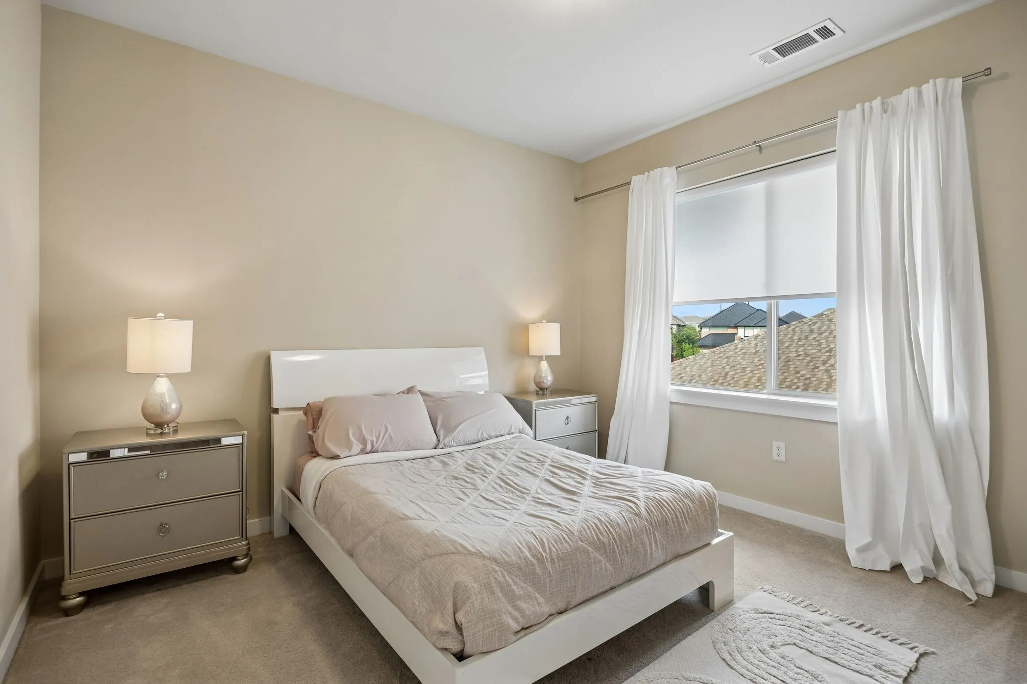 Single Family Residence For Sale in Denton County , 636 Benalla Drive, Frisco, Texas 75036, 5 Bedroom, 7 Bathroom, 3 Garage spaces, 4,287 Sqft, built in 2015, mls#21382039, Real Estate Agent in Frisco, Homes For Sale in Denton county, Homes For Sale in Frisco, Realtor in Frisco Texas, Real Estate Brokerage Independent Realty Texas, Luminita Cordes Realtor