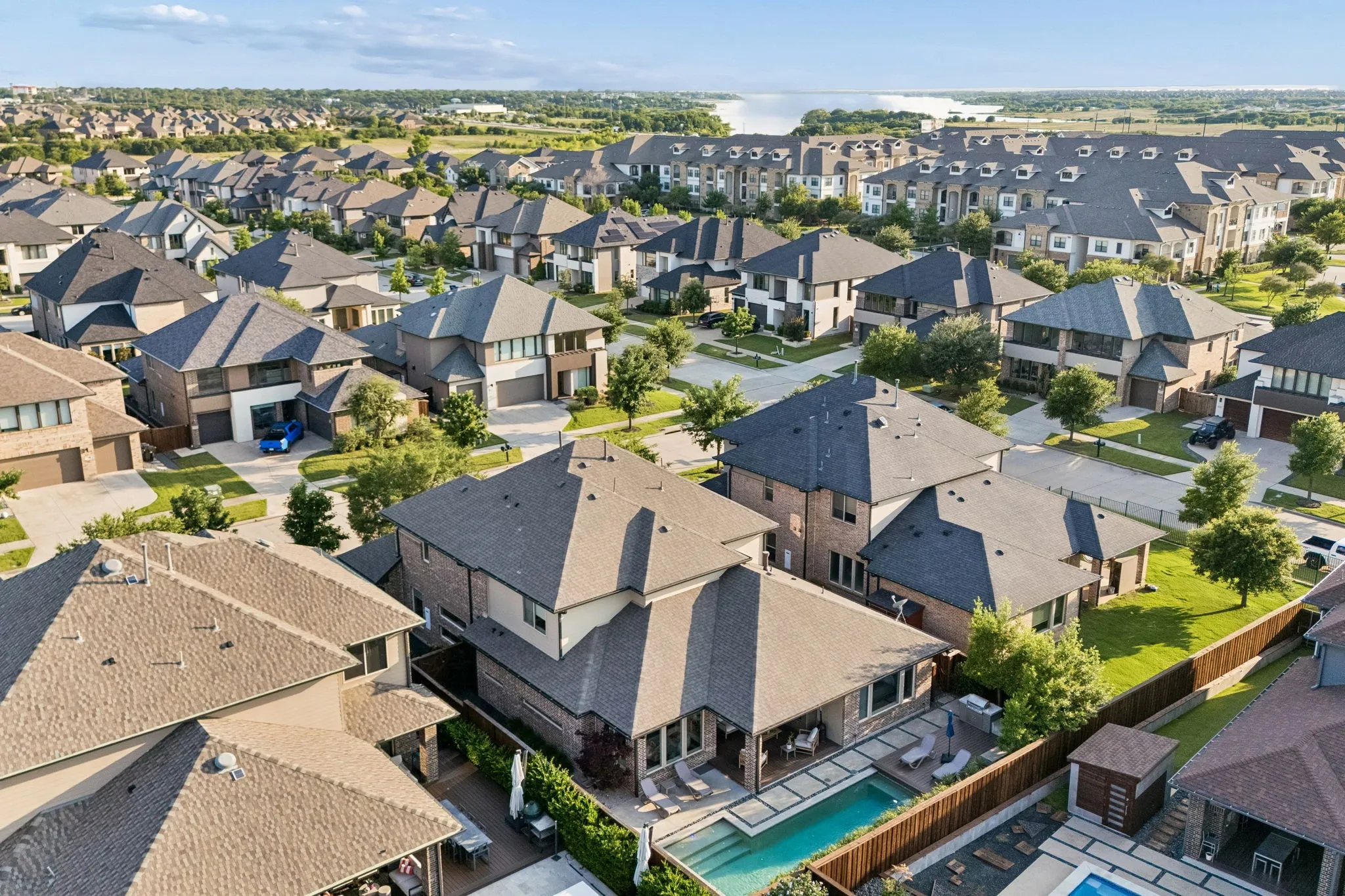 Single Family Residence For Sale in Denton County , 636 Benalla Drive, Frisco, Texas 75036, 5 Bedroom, 7 Bathroom, 3 Garage spaces, 4,287 Sqft, built in 2015, mls#21382039, Real Estate Agent in Frisco, Homes For Sale in Denton county, Homes For Sale in Frisco, Realtor in Frisco Texas, Real Estate Brokerage Independent Realty Texas, Luminita Cordes Realtor