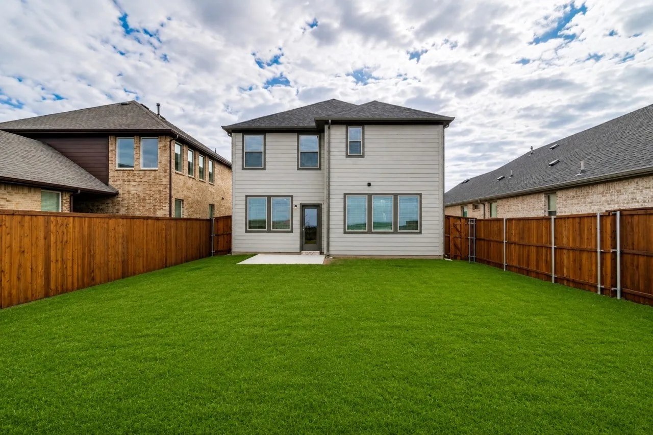 Single Family Residence For Rent in Collin County , 2717 Green River Road, Royse City, Texas 75189, 3 Bedroom, 3 Bathroom, 2 Garage spaces, 1,990 Sqft, built in 2024, mls#21382016, Real Estate Agent in Royse City, Homes For Rent in Collin county, Homes For Rent in Royse City, Realtor in Royse City Texas, Real Estate Brokerage Independent Realty Texas, Luminita Cordes Realtor