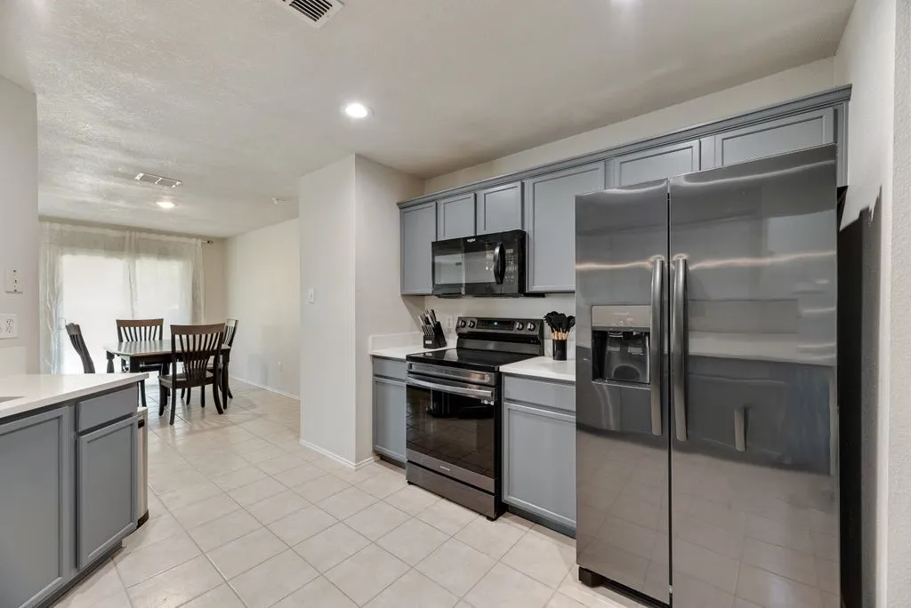Single Family Residence For Rent in Denton County , 1421 Laurel Hall Lane, Little Elm, Texas 75068, 4 Bedroom, 3 Bathroom, 2 Garage spaces, 2,359 Sqft, built in 2001, mls#21378861, Real Estate Agent in Little Elm, Homes For Rent in Denton county, Homes For Rent in Little Elm, Realtor in Little Elm Texas, Real Estate Brokerage Independent Realty Texas, Luminita Cordes Realtor