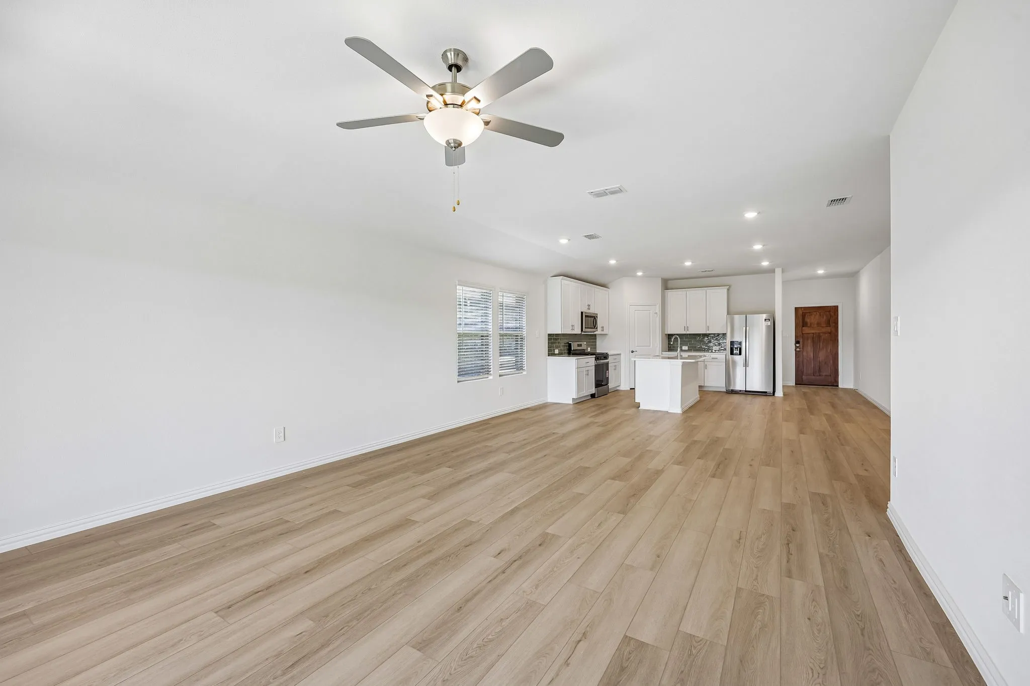 Photo is not of the actual home, but is an inspirational photo of builder’s model home and may depict options, furnishings, and/or decorator features that are not included.
