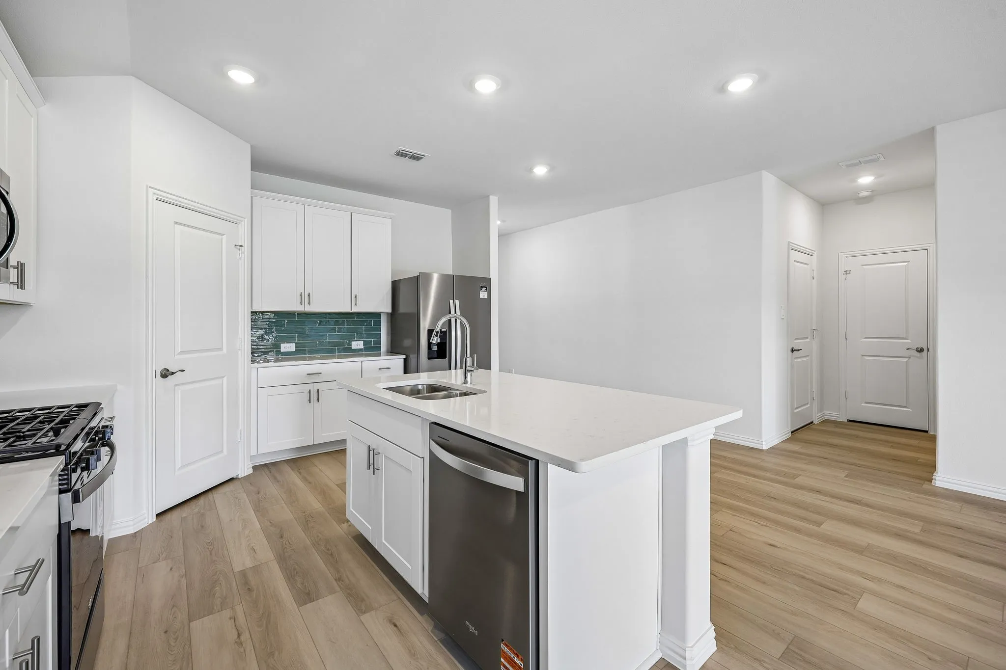 Photo is not of the actual home, but is an inspirational photo of builder’s model home and may depict options, furnishings, and/or decorator features that are not included.