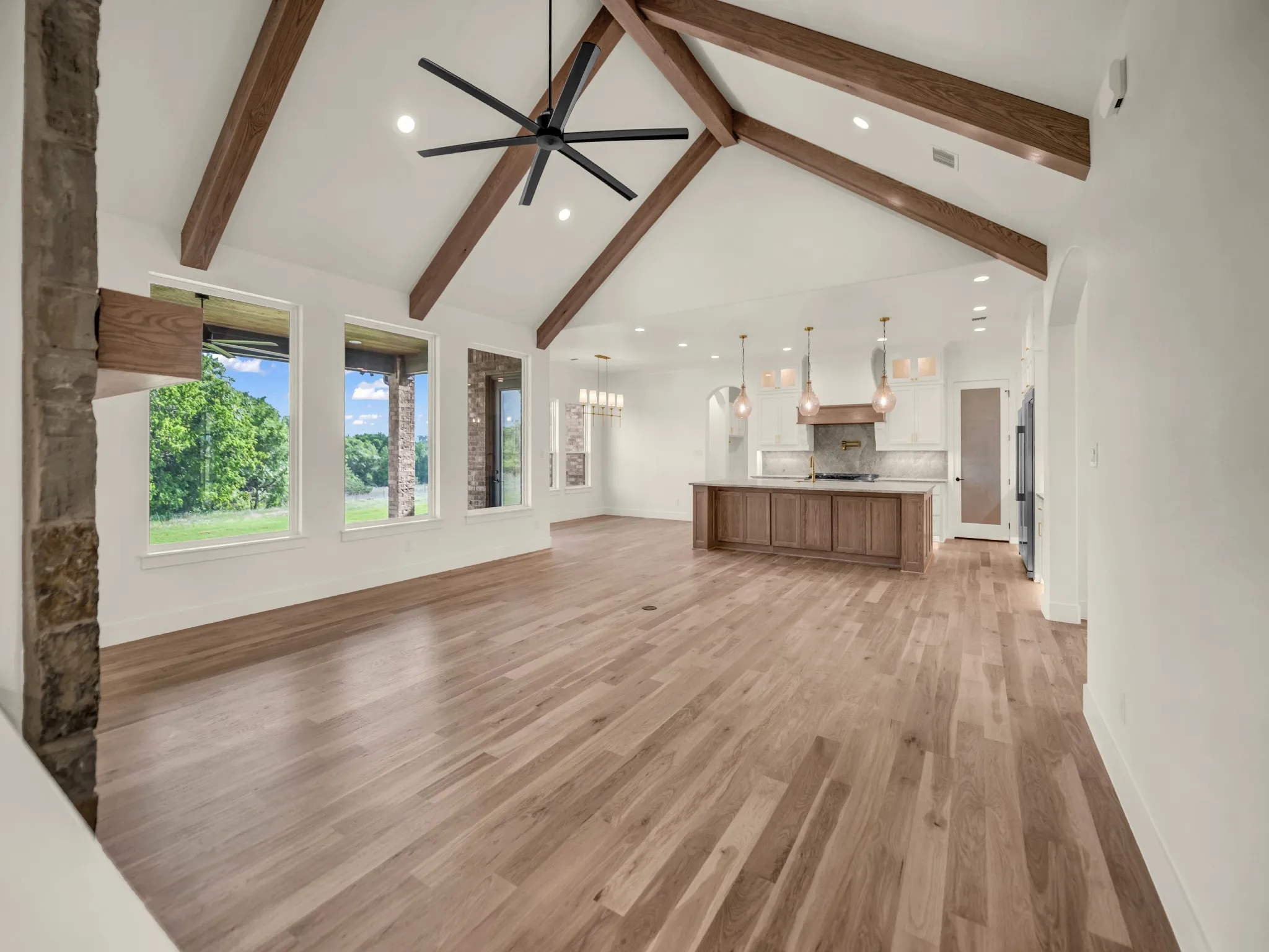 Single Family Residence For Sale in Parker County , 614 Hondo Crossing, Weatherford, Texas 76087, 4 Bedroom, 3 Bathroom, 3 Garage spaces, 3,233 Sqft, built in 2026, mls#21382184, Real Estate Agent in Weatherford, Homes For Sale in Parker county, Homes For Sale in Weatherford, Realtor in Weatherford Texas, Real Estate Brokerage Independent Realty Texas, Luminita Cordes Realtor