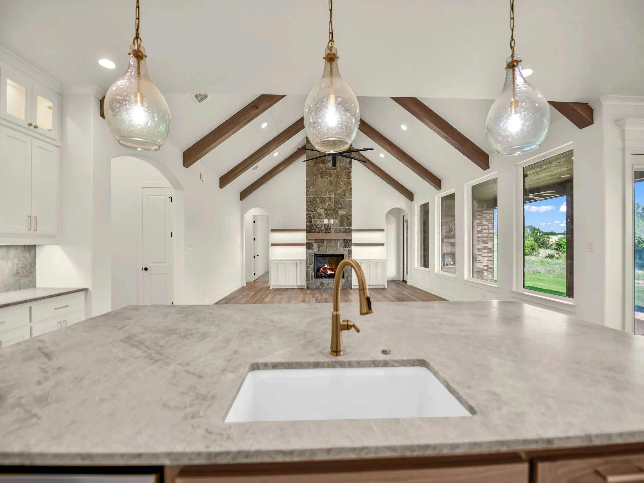 Single Family Residence For Sale in Parker County , 614 Hondo Crossing, Weatherford, Texas 76087, 4 Bedroom, 3 Bathroom, 3 Garage spaces, 3,233 Sqft, built in 2026, mls#21382184, Real Estate Agent in Weatherford, Homes For Sale in Parker county, Homes For Sale in Weatherford, Realtor in Weatherford Texas, Real Estate Brokerage Independent Realty Texas, Luminita Cordes Realtor
