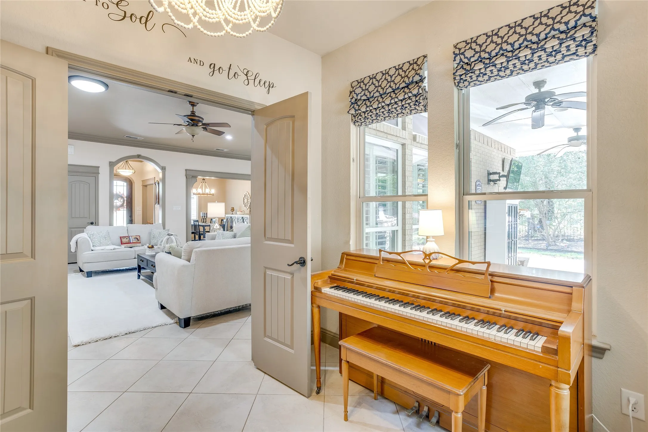 Single Family Residence For Sale in Johnson County , 8528 Summerhill Lane, Cleburne, Texas 76033, 3 Bedroom, 2 Bathroom, 2 Garage spaces, 2,031 Sqft, built in 2009, mls#21382070, Real Estate Agent in Cleburne, Homes For Sale in Johnson county, Homes For Sale in Cleburne, Realtor in Cleburne Texas, Real Estate Brokerage Independent Realty Texas, Luminita Cordes Realtor