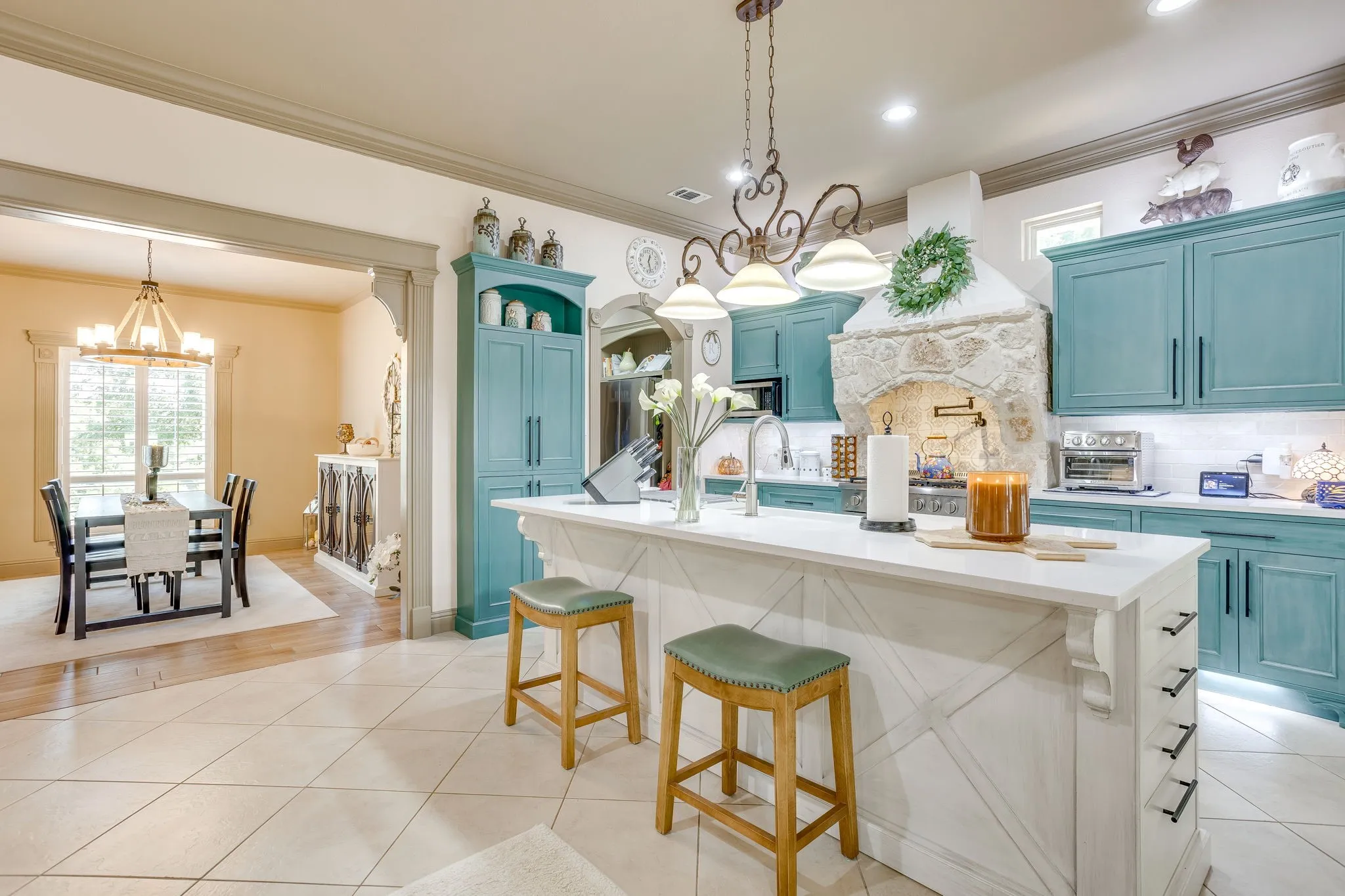 Single Family Residence For Sale in Johnson County , 8528 Summerhill Lane, Cleburne, Texas 76033, 3 Bedroom, 2 Bathroom, 2 Garage spaces, 2,031 Sqft, built in 2009, mls#21382070, Real Estate Agent in Cleburne, Homes For Sale in Johnson county, Homes For Sale in Cleburne, Realtor in Cleburne Texas, Real Estate Brokerage Independent Realty Texas, Luminita Cordes Realtor