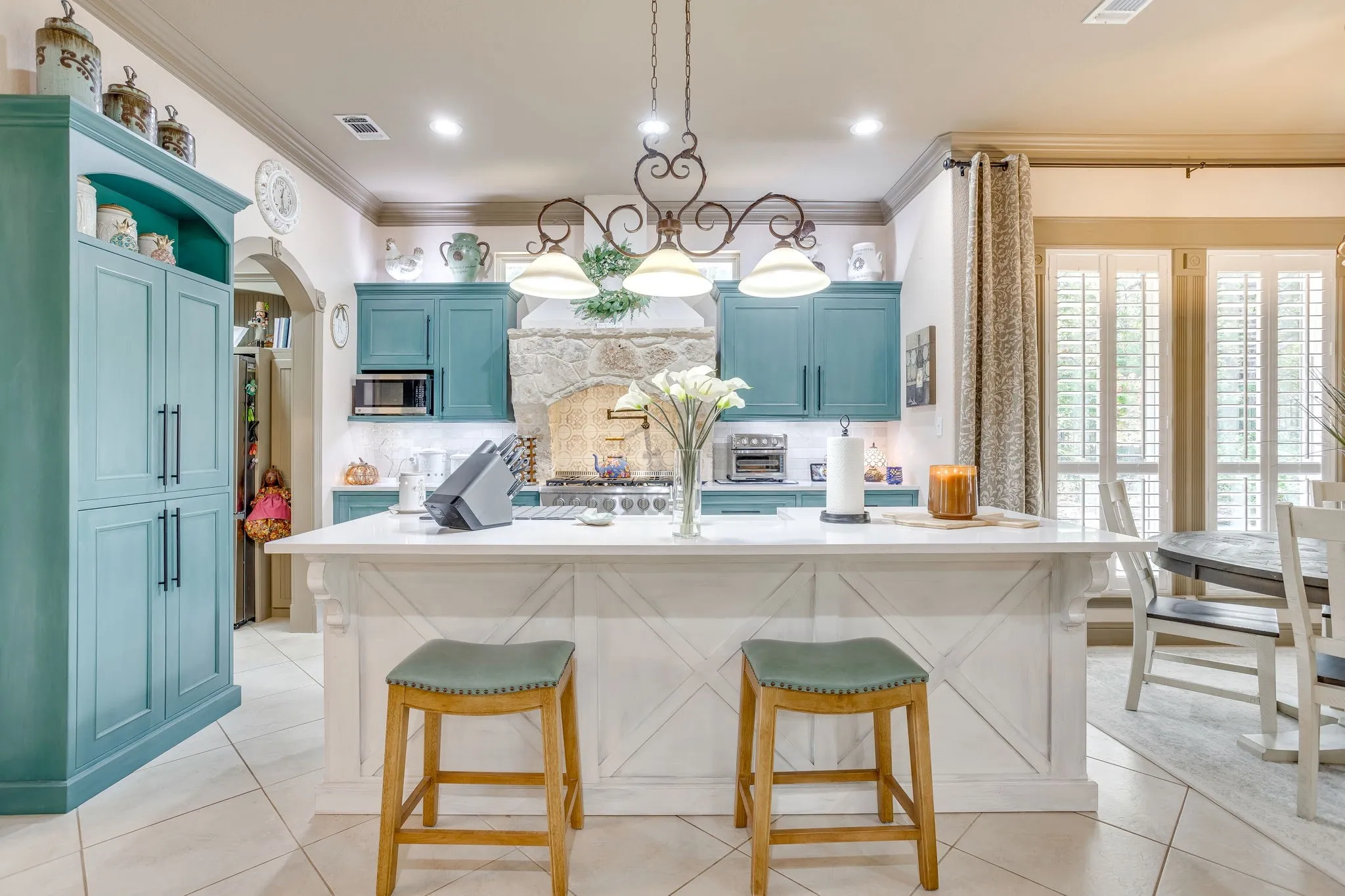 Single Family Residence For Sale in Johnson County , 8528 Summerhill Lane, Cleburne, Texas 76033, 3 Bedroom, 2 Bathroom, 2 Garage spaces, 2,031 Sqft, built in 2009, mls#21382070, Real Estate Agent in Cleburne, Homes For Sale in Johnson county, Homes For Sale in Cleburne, Realtor in Cleburne Texas, Real Estate Brokerage Independent Realty Texas, Luminita Cordes Realtor