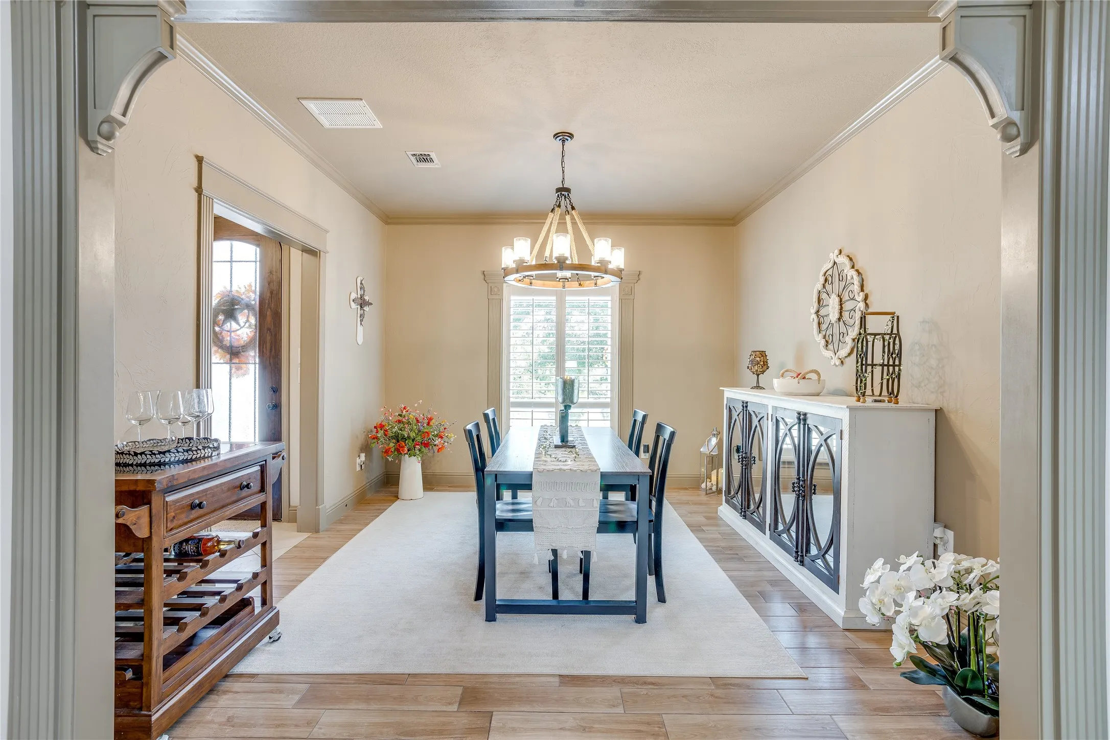 Single Family Residence For Sale in Johnson County , 8528 Summerhill Lane, Cleburne, Texas 76033, 3 Bedroom, 2 Bathroom, 2 Garage spaces, 2,031 Sqft, built in 2009, mls#21382070, Real Estate Agent in Cleburne, Homes For Sale in Johnson county, Homes For Sale in Cleburne, Realtor in Cleburne Texas, Real Estate Brokerage Independent Realty Texas, Luminita Cordes Realtor