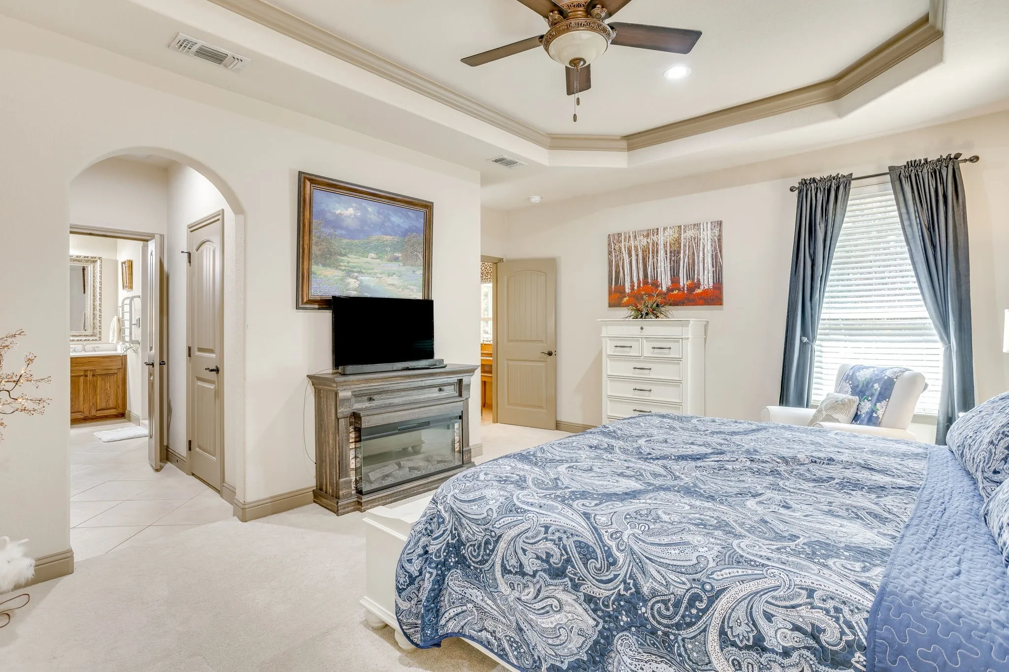 Single Family Residence For Sale in Johnson County , 8528 Summerhill Lane, Cleburne, Texas 76033, 3 Bedroom, 2 Bathroom, 2 Garage spaces, 2,031 Sqft, built in 2009, mls#21382070, Real Estate Agent in Cleburne, Homes For Sale in Johnson county, Homes For Sale in Cleburne, Realtor in Cleburne Texas, Real Estate Brokerage Independent Realty Texas, Luminita Cordes Realtor