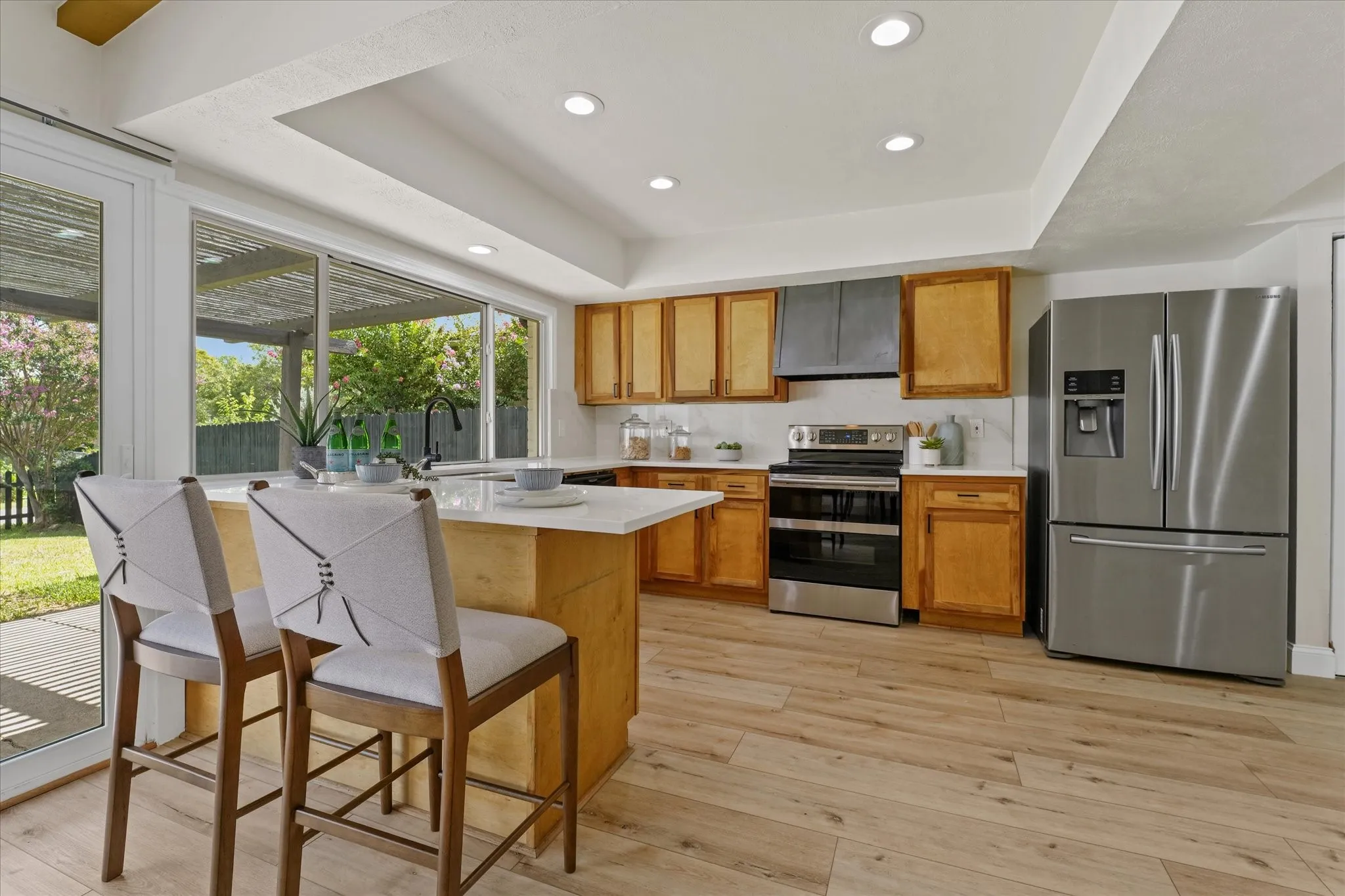 Single Family Residence For Rent in Denton County , 3022 Ravine Trail, Carrollton, Texas 75007, 3 Bedroom, 2 Bathroom, 2 Garage spaces, 1,770 Sqft, built in 1972, mls#21382218, Real Estate Agent in Carrollton, Homes For Rent in Denton county, Homes For Rent in Carrollton, Realtor in Carrollton Texas, Real Estate Brokerage Independent Realty Texas, Luminita Cordes Realtor