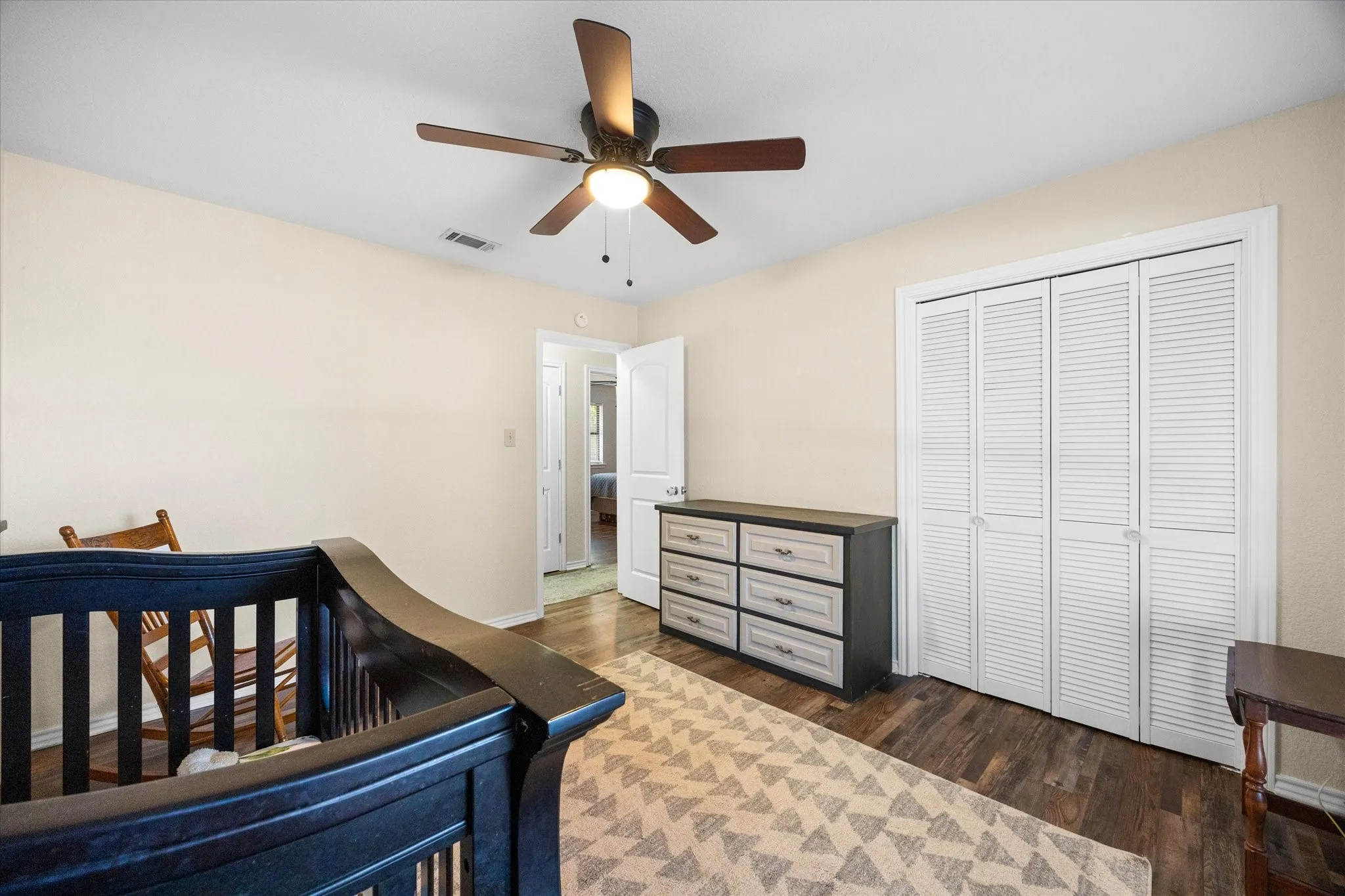 Single Family Residence For Sale in Somervell County , 111 Wheeler Street, Glen Rose, Texas 76043, 3 Bedroom, 2 Bathroom, 2 Garage spaces, 1,410 Sqft, built in 1985, mls#21382225, Real Estate Agent in Glen Rose, Homes For Sale in Somervell county, Homes For Sale in Glen Rose, Realtor in Glen Rose Texas, Real Estate Brokerage Independent Realty Texas, Luminita Cordes Realtor