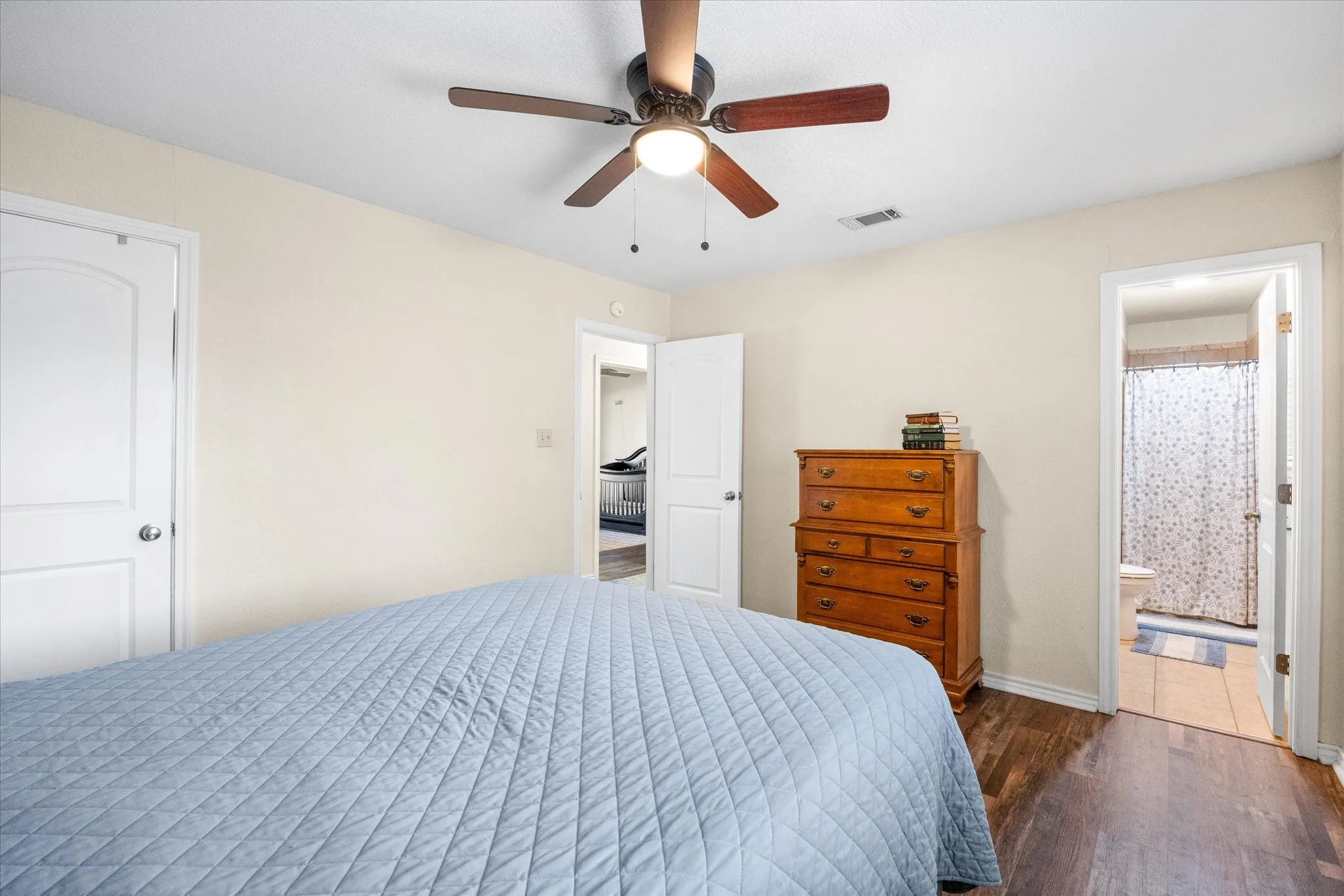 Single Family Residence For Sale in Somervell County , 111 Wheeler Street, Glen Rose, Texas 76043, 3 Bedroom, 2 Bathroom, 2 Garage spaces, 1,410 Sqft, built in 1985, mls#21382225, Real Estate Agent in Glen Rose, Homes For Sale in Somervell county, Homes For Sale in Glen Rose, Realtor in Glen Rose Texas, Real Estate Brokerage Independent Realty Texas, Luminita Cordes Realtor