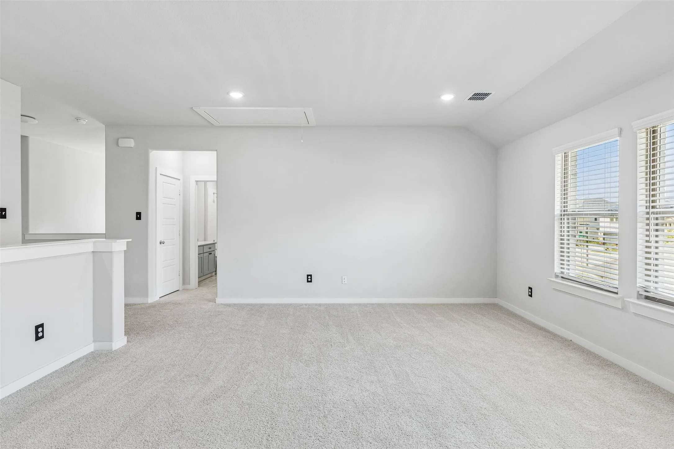 Single Family Residence For Sale in Collin County , 3907 Turpin Drive, Princeton, Texas 75071, 5 Bedroom, 4 Bathroom, 3 Garage spaces, 3,565 Sqft, built in 2024, mls#21374935, Real Estate Agent in Princeton, Homes For Sale in Collin county, Homes For Sale in Princeton, Realtor in Princeton Texas, Real Estate Brokerage Independent Realty Texas, Luminita Cordes Realtor