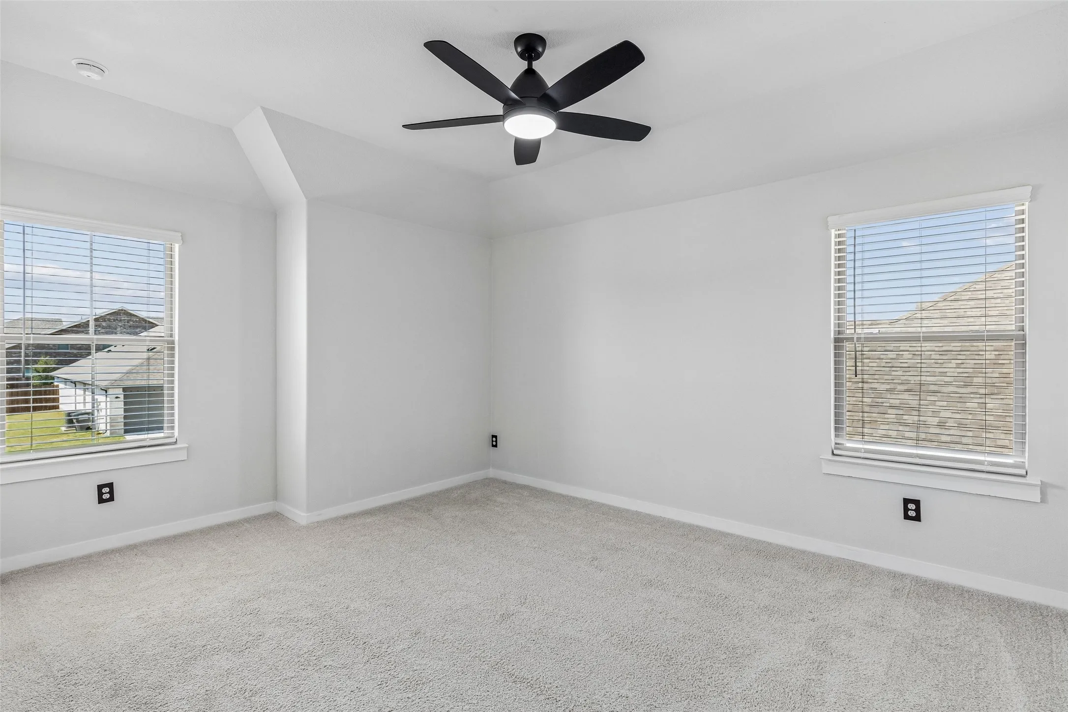Single Family Residence For Sale in Collin County , 3907 Turpin Drive, Princeton, Texas 75071, 5 Bedroom, 4 Bathroom, 3 Garage spaces, 3,565 Sqft, built in 2024, mls#21374935, Real Estate Agent in Princeton, Homes For Sale in Collin county, Homes For Sale in Princeton, Realtor in Princeton Texas, Real Estate Brokerage Independent Realty Texas, Luminita Cordes Realtor