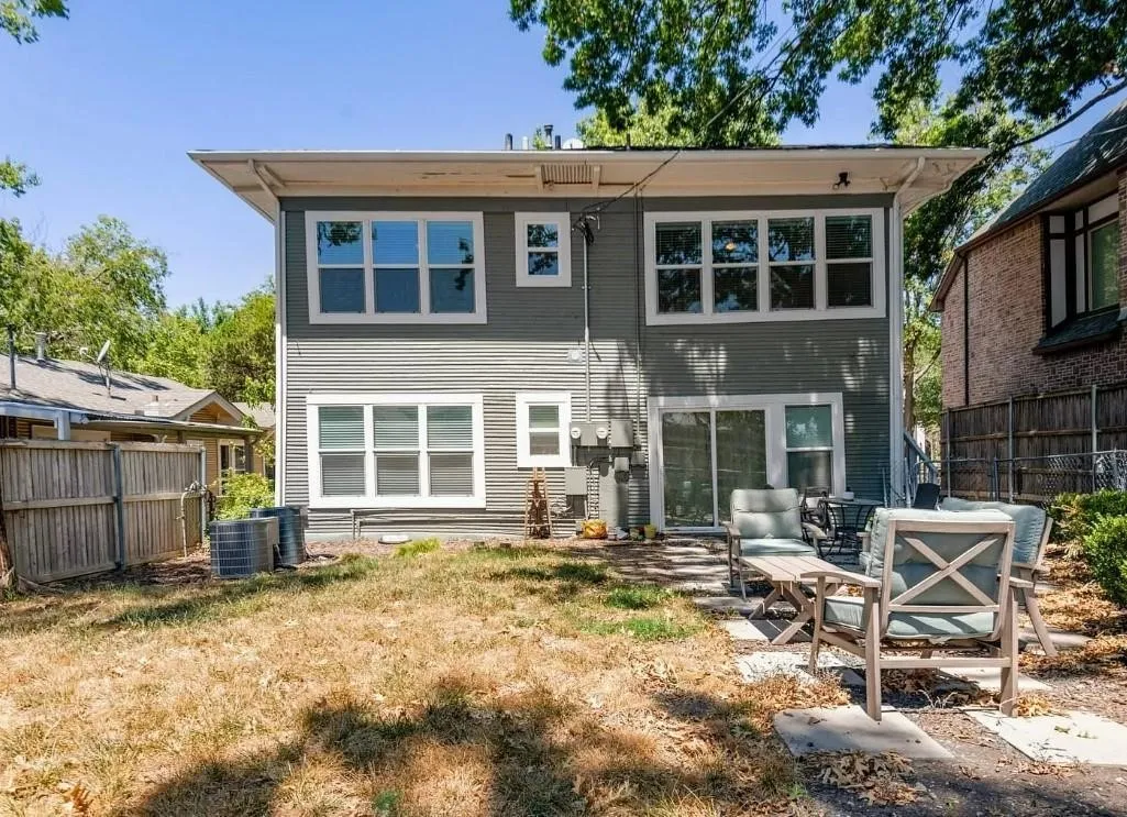 Duplex For Rent in Dallas County , 5632 Willis Avenue, Dallas, Texas 75206, 3 Bedroom, 2 Bathroom, Garage spaces, 1,334 Sqft, built in 1922, mls#21382234, Real Estate Agent in Dallas, Homes For Rent in Dallas county, Homes For Rent in Dallas, Realtor in Dallas Texas, Real Estate Brokerage Independent Realty Texas, Luminita Cordes Realtor