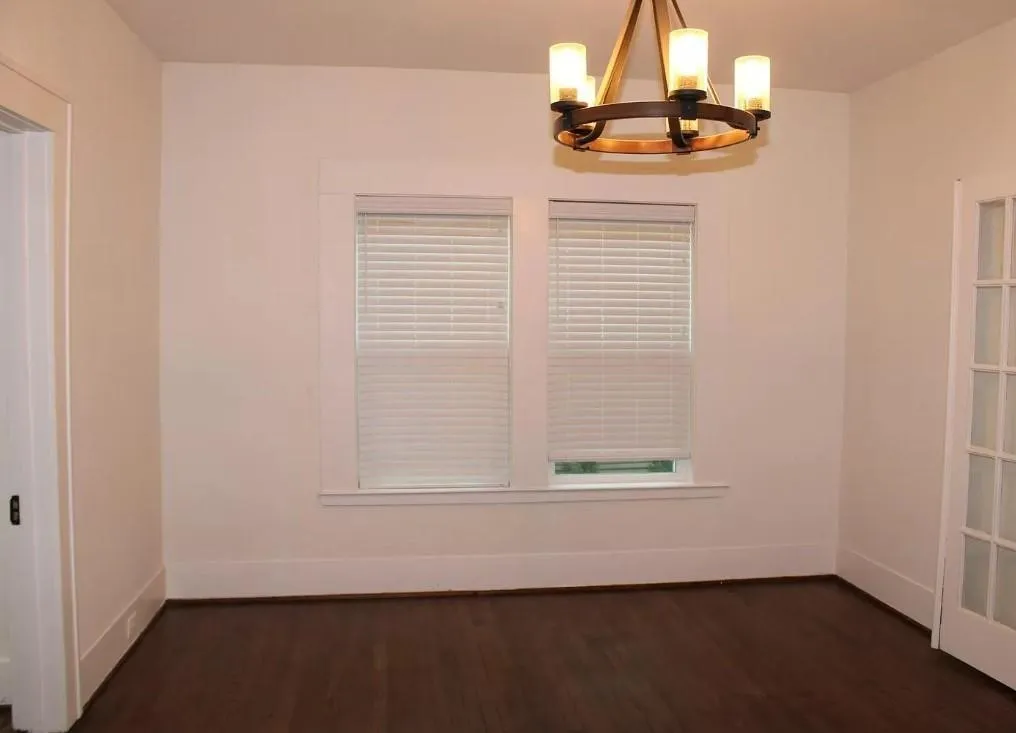Duplex For Rent in Dallas County , 5632 Willis Avenue, Dallas, Texas 75206, 3 Bedroom, 2 Bathroom, Garage spaces, 1,334 Sqft, built in 1922, mls#21382234, Real Estate Agent in Dallas, Homes For Rent in Dallas county, Homes For Rent in Dallas, Realtor in Dallas Texas, Real Estate Brokerage Independent Realty Texas, Luminita Cordes Realtor