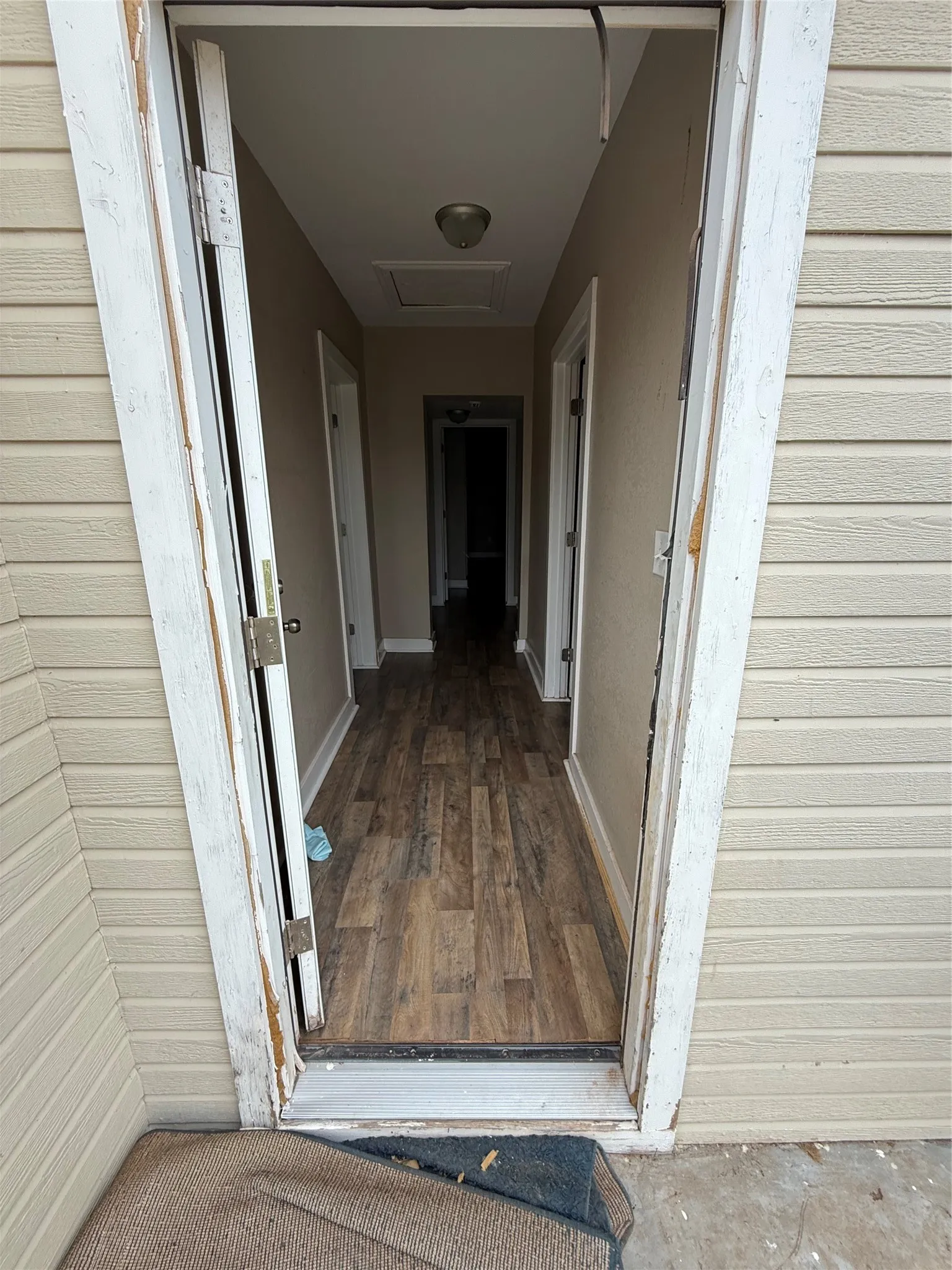 Single Family Residence For Rent in Nolan County , 911 Elm Street, Sweetwater, Texas 79556, 2 Bedroom, 2 Bathroom, Garage spaces, 1,176 Sqft, built in 0, mls#21382237, Real Estate Agent in Sweetwater, Homes For Rent in Nolan county, Homes For Rent in Sweetwater, Realtor in Sweetwater Texas, Real Estate Brokerage Independent Realty Texas, Luminita Cordes Realtor