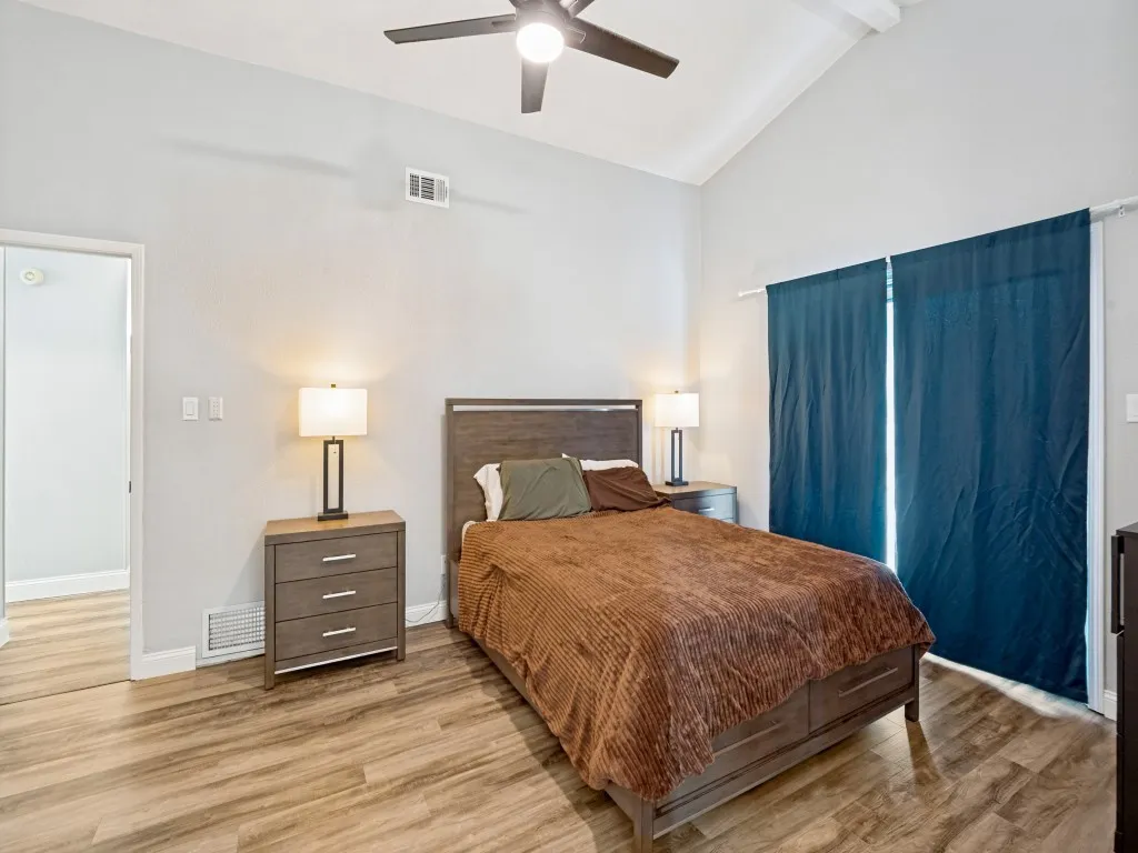 Single Family Residence For Sale in Denton County , 4505 Queen Circle, The Colony, Texas 75056, 3 Bedroom, 2 Bathroom, 2 Garage spaces, 1,590 Sqft, built in 1986, mls#21382244, Real Estate Agent in The Colony, Homes For Sale in Denton county, Homes For Sale in The Colony, Realtor in The Colony Texas, Real Estate Brokerage Independent Realty Texas, Luminita Cordes Realtor