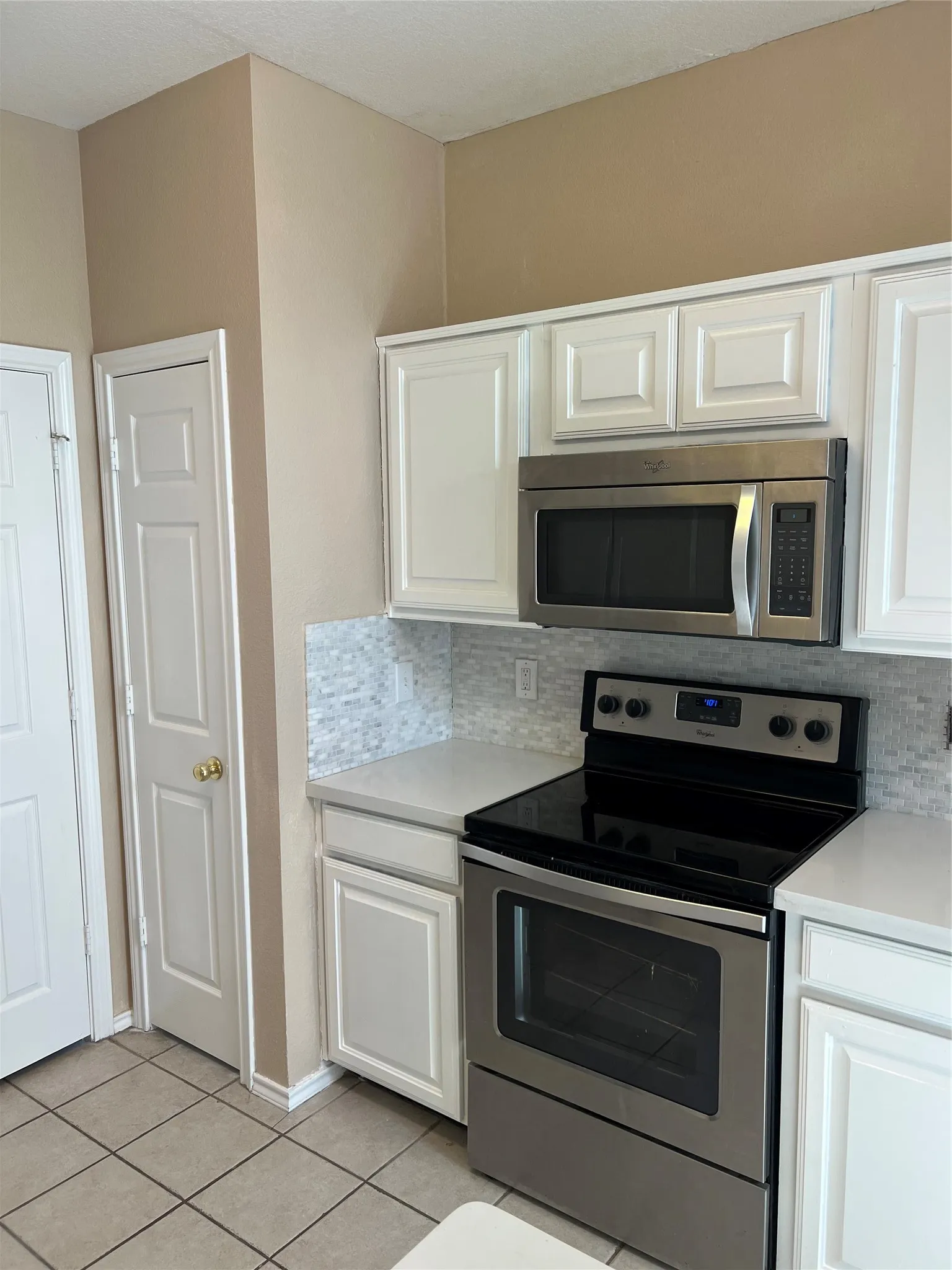 Single Family Residence For Rent in Denton County , 902 Brose Drive, Lewisville, Texas 75067, 3 Bedroom, 3 Bathroom, 2 Garage spaces, 1,453 Sqft, built in 1999, mls#21382240, Real Estate Agent in Lewisville, Homes For Rent in Denton county, Homes For Rent in Lewisville, Realtor in Lewisville Texas, Real Estate Brokerage Independent Realty Texas, Luminita Cordes Realtor
