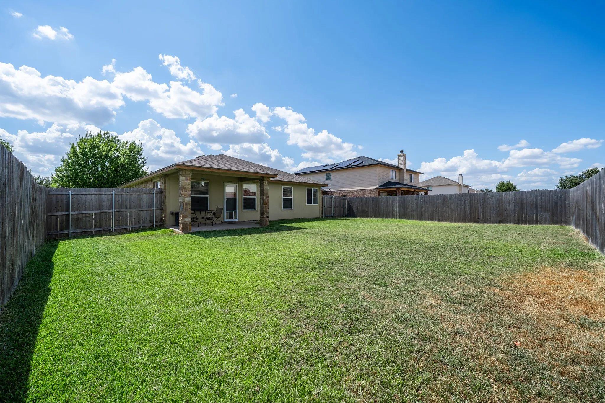 Single Family Residence For Sale in Mc Lennan County , 9933 Iron Horse Trail, Waco, Texas 76708, 3 Bedroom, 2 Bathroom, 1 Garage spaces, 1,371 Sqft, built in 2011, mls#21381959, Real Estate Agent in Waco, Homes For Sale in Mc Lennan county, Homes For Sale in Waco, Realtor in Waco Texas, Real Estate Brokerage Independent Realty Texas, Luminita Cordes Realtor