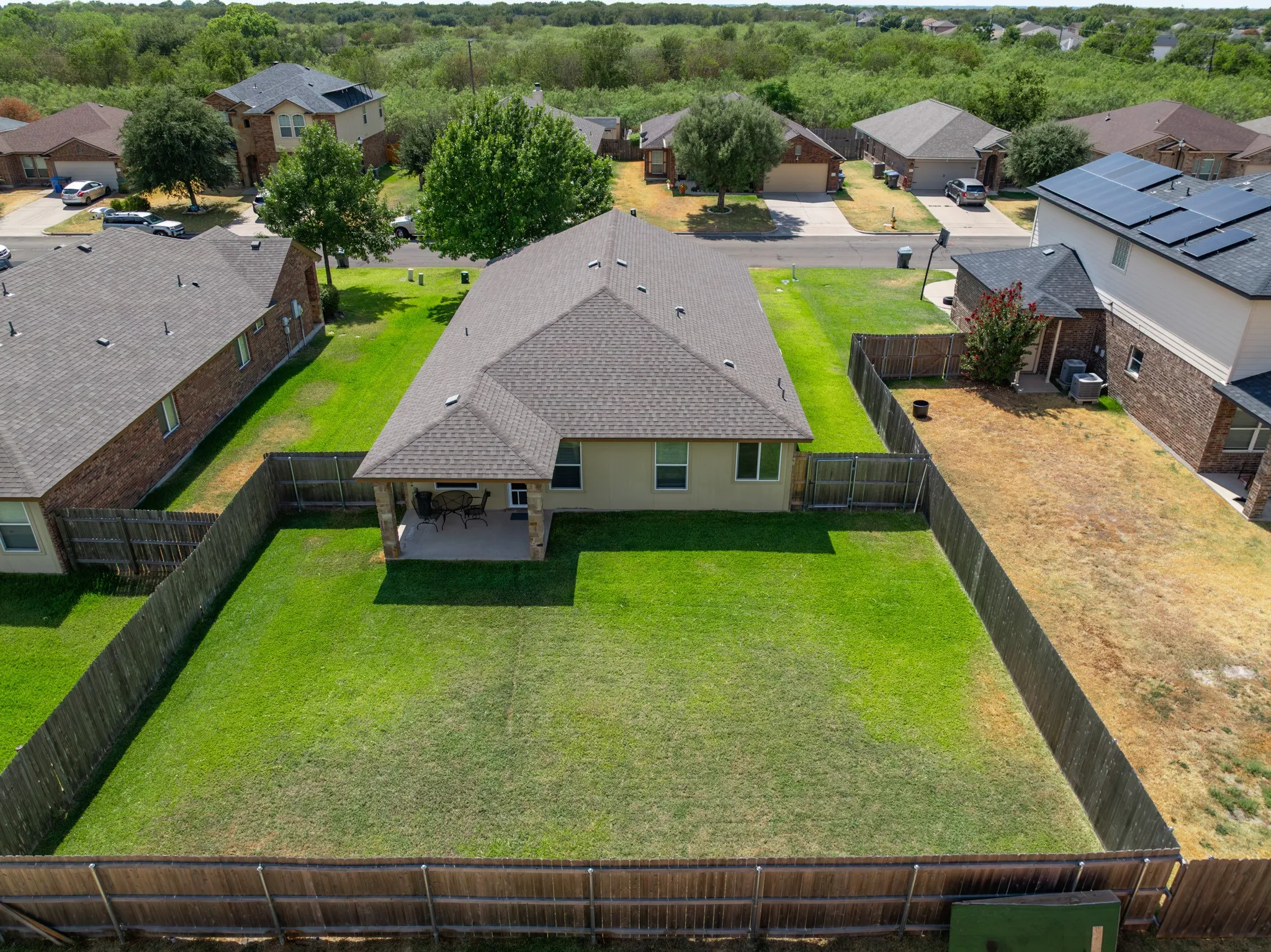 Single Family Residence For Sale in Mc Lennan County , 9933 Iron Horse Trail, Waco, Texas 76708, 3 Bedroom, 2 Bathroom, 1 Garage spaces, 1,371 Sqft, built in 2011, mls#21381959, Real Estate Agent in Waco, Homes For Sale in Mc Lennan county, Homes For Sale in Waco, Realtor in Waco Texas, Real Estate Brokerage Independent Realty Texas, Luminita Cordes Realtor