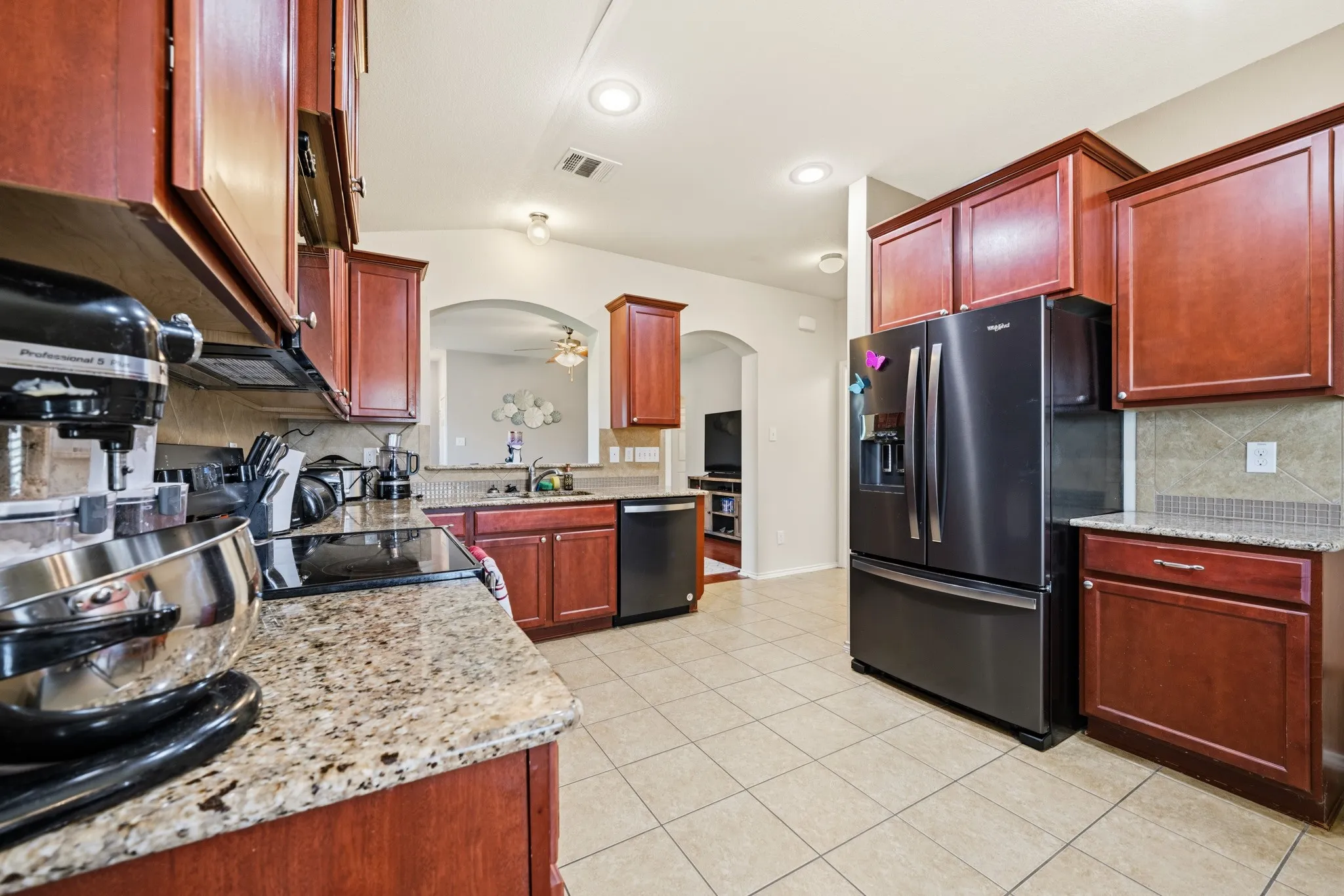 Single Family Residence For Sale in Mc Lennan County , 9933 Iron Horse Trail, Waco, Texas 76708, 3 Bedroom, 2 Bathroom, 1 Garage spaces, 1,371 Sqft, built in 2011, mls#21381959, Real Estate Agent in Waco, Homes For Sale in Mc Lennan county, Homes For Sale in Waco, Realtor in Waco Texas, Real Estate Brokerage Independent Realty Texas, Luminita Cordes Realtor