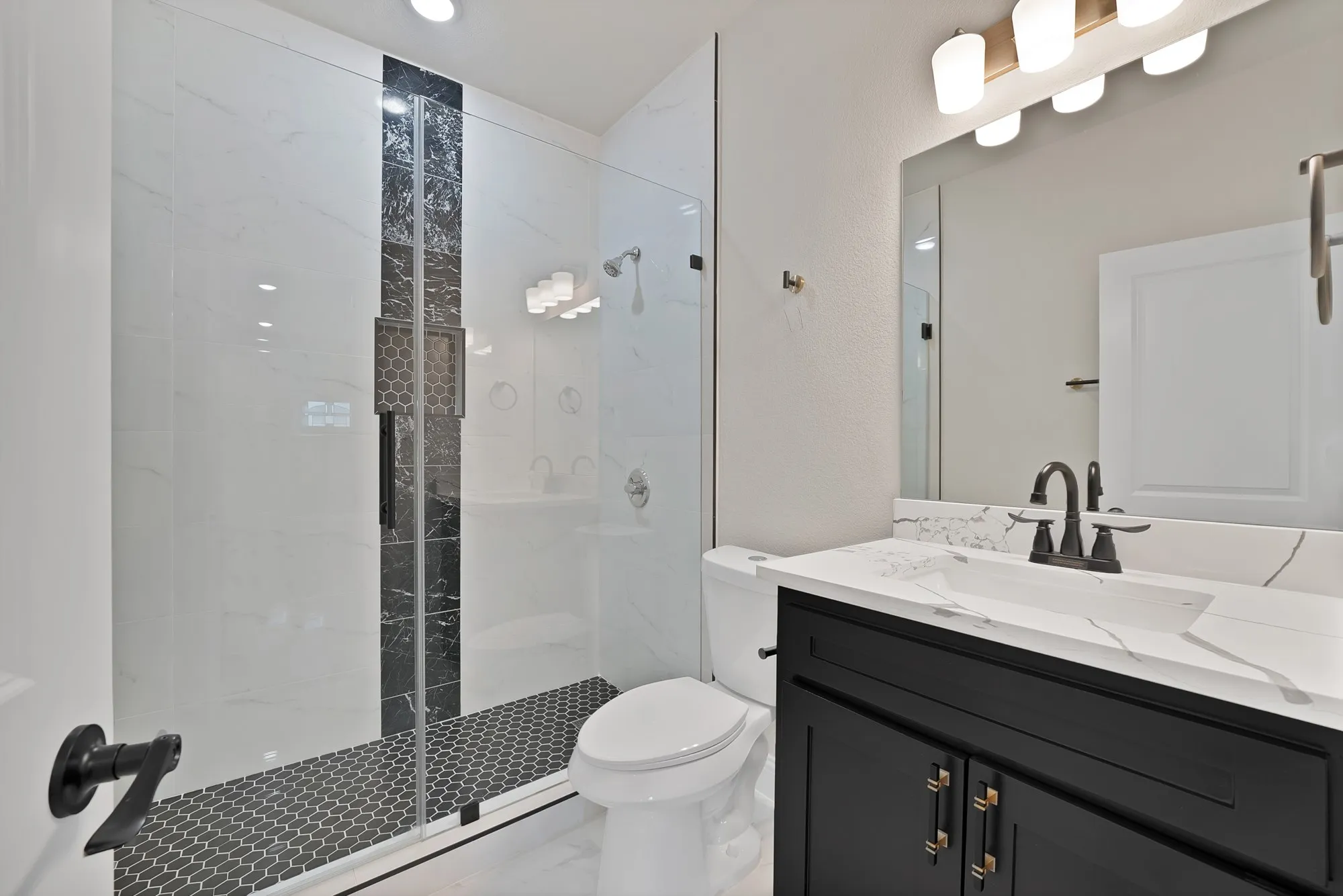 Single Family Residence For Rent in Dallas County , 659 Holcomb Road, Dallas, Texas 75217, 4 Bedroom, 3 Bathroom, Garage spaces, 3,370 Sqft, built in 2023, mls#21381672, Real Estate Agent in Dallas, Homes For Rent in Dallas county, Homes For Rent in Dallas, Realtor in Dallas Texas, Real Estate Brokerage Independent Realty Texas, Luminita Cordes Realtor