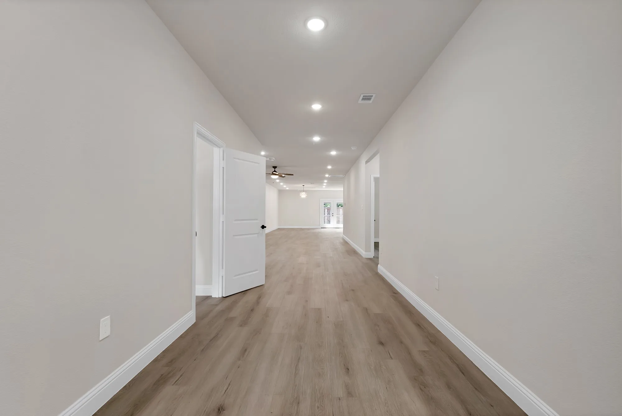 Single Family Residence For Rent in Dallas County , 659 Holcomb Road, Dallas, Texas 75217, 4 Bedroom, 3 Bathroom, Garage spaces, 3,370 Sqft, built in 2023, mls#21381672, Real Estate Agent in Dallas, Homes For Rent in Dallas county, Homes For Rent in Dallas, Realtor in Dallas Texas, Real Estate Brokerage Independent Realty Texas, Luminita Cordes Realtor