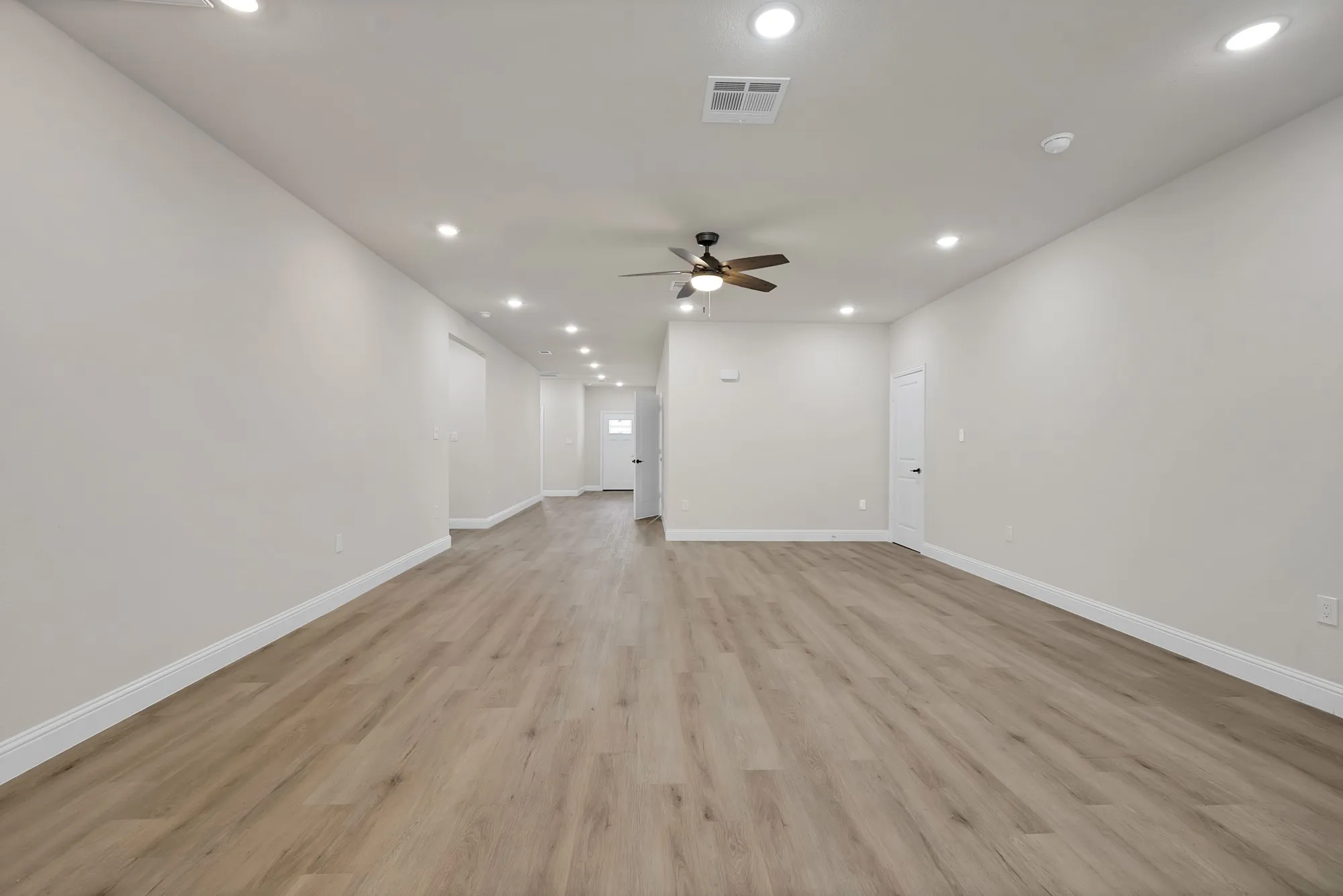 Single Family Residence For Rent in Dallas County , 659 Holcomb Road, Dallas, Texas 75217, 4 Bedroom, 3 Bathroom, Garage spaces, 3,370 Sqft, built in 2023, mls#21381672, Real Estate Agent in Dallas, Homes For Rent in Dallas county, Homes For Rent in Dallas, Realtor in Dallas Texas, Real Estate Brokerage Independent Realty Texas, Luminita Cordes Realtor