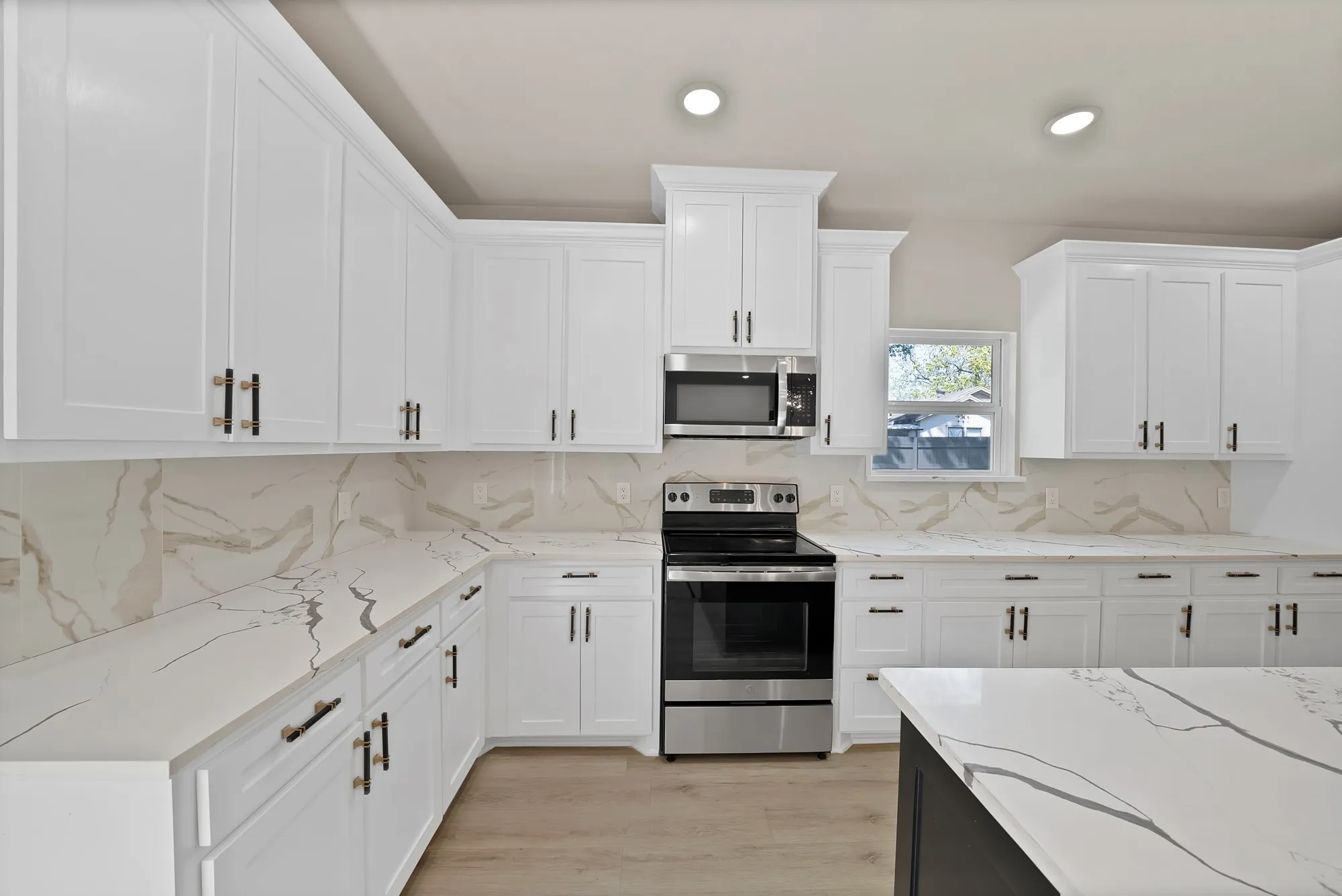 Single Family Residence For Rent in Dallas County , 659 Holcomb Road, Dallas, Texas 75217, 4 Bedroom, 3 Bathroom, Garage spaces, 3,370 Sqft, built in 2023, mls#21381672, Real Estate Agent in Dallas, Homes For Rent in Dallas county, Homes For Rent in Dallas, Realtor in Dallas Texas, Real Estate Brokerage Independent Realty Texas, Luminita Cordes Realtor
