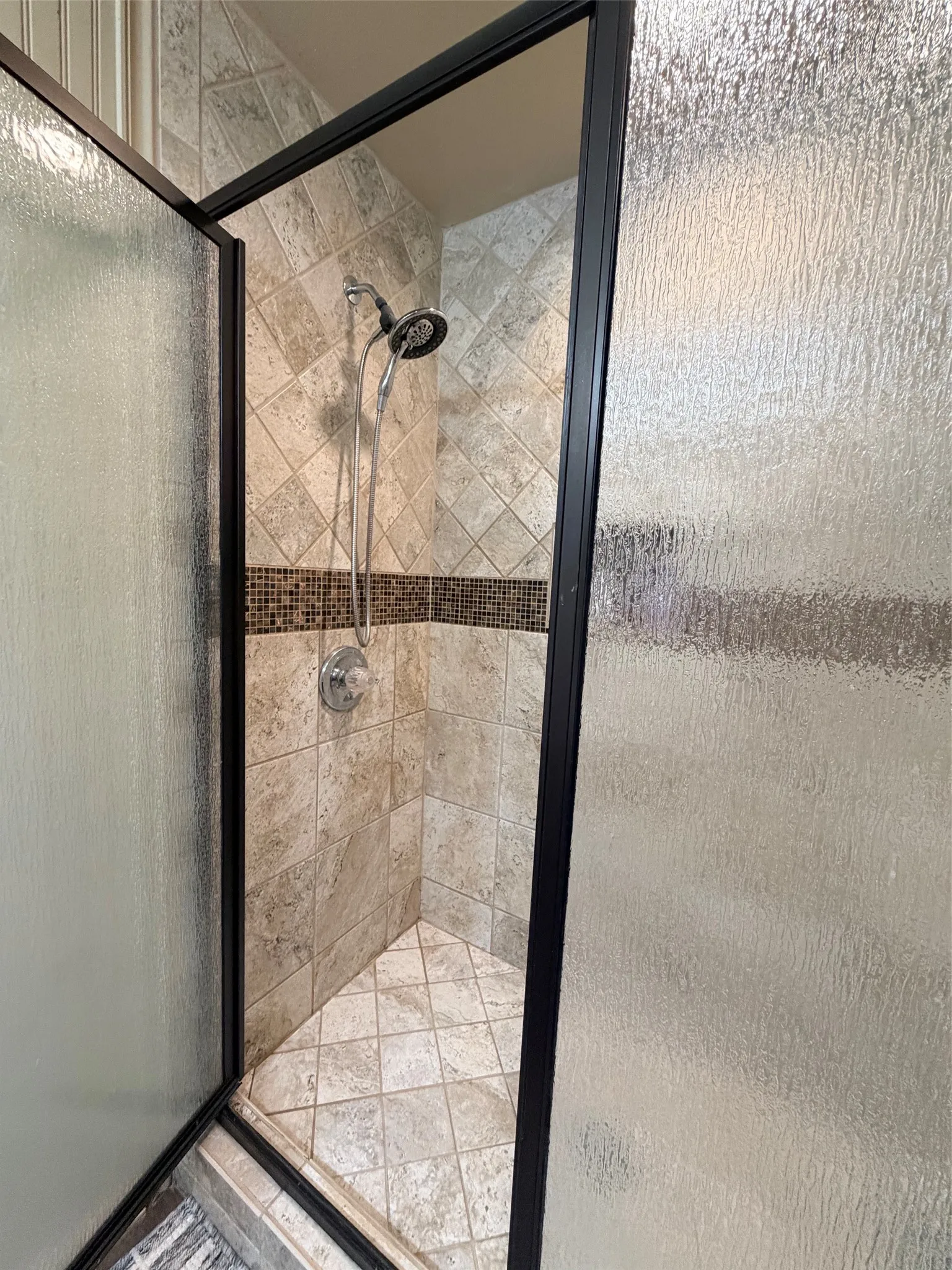 Single Family Residence For Sale in Comanche County , 160 Hogan Drive, Comanche, Texas 76442, 3 Bedroom, 3 Bathroom, 1 Garage spaces, 1,870 Sqft, built in 1977, mls#21382061, Real Estate Agent in Comanche, Homes For Sale in Comanche county, Homes For Sale in Comanche, Realtor in Comanche Texas, Real Estate Brokerage Independent Realty Texas, Luminita Cordes Realtor