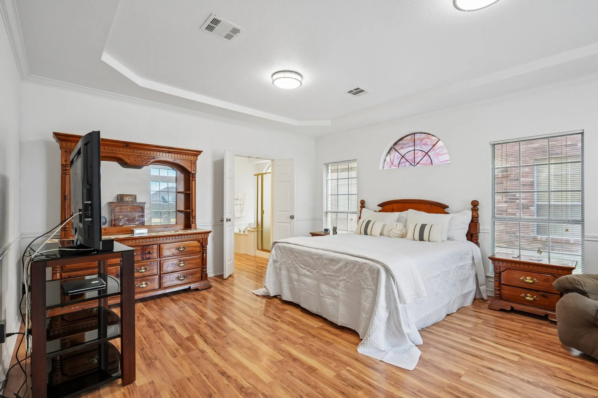Single Family Residence For Sale in Dallas County , 1517 Mountain Laurel Lane, De Soto, Texas 75115, 4 Bedroom, 3 Bathroom, 2 Garage spaces, 2,849 Sqft, built in 2001, mls#21382151, Real Estate Agent in De Soto, Homes For Sale in Dallas county, Homes For Sale in De Soto, Realtor in De Soto Texas, Real Estate Brokerage Independent Realty Texas, Luminita Cordes Realtor