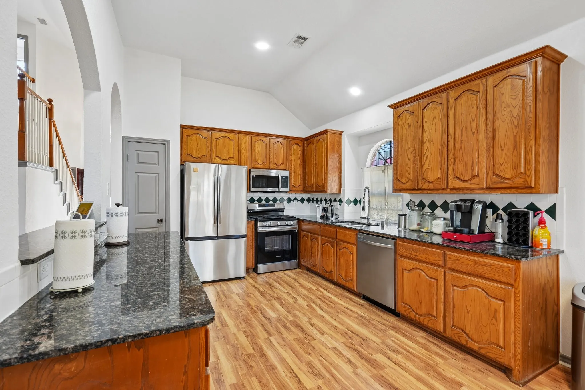 Single Family Residence For Sale in Dallas County , 1517 Mountain Laurel Lane, De Soto, Texas 75115, 4 Bedroom, 3 Bathroom, 2 Garage spaces, 2,849 Sqft, built in 2001, mls#21382151, Real Estate Agent in De Soto, Homes For Sale in Dallas county, Homes For Sale in De Soto, Realtor in De Soto Texas, Real Estate Brokerage Independent Realty Texas, Luminita Cordes Realtor