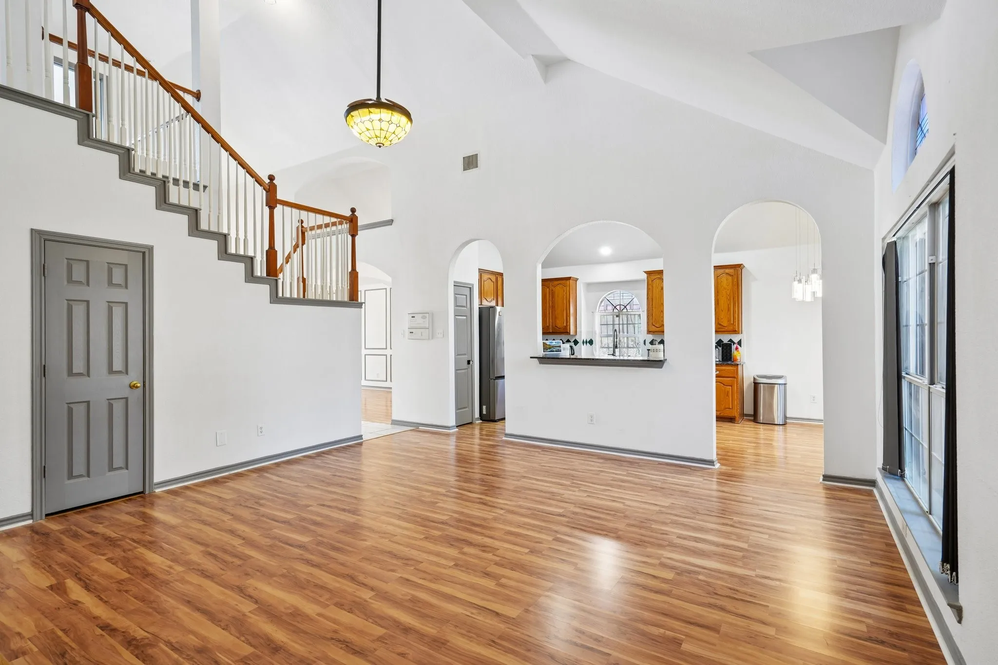 Single Family Residence For Sale in Dallas County , 1517 Mountain Laurel Lane, De Soto, Texas 75115, 4 Bedroom, 3 Bathroom, 2 Garage spaces, 2,849 Sqft, built in 2001, mls#21382151, Real Estate Agent in De Soto, Homes For Sale in Dallas county, Homes For Sale in De Soto, Realtor in De Soto Texas, Real Estate Brokerage Independent Realty Texas, Luminita Cordes Realtor
