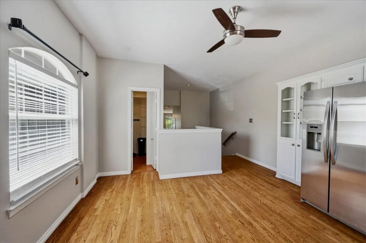 Dining area of 2nd floor eat in kitchen