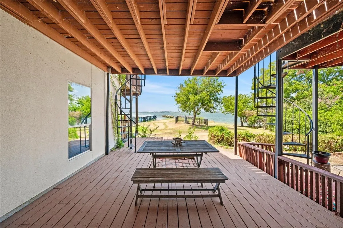 Cover deck from 1st Floor BdRm