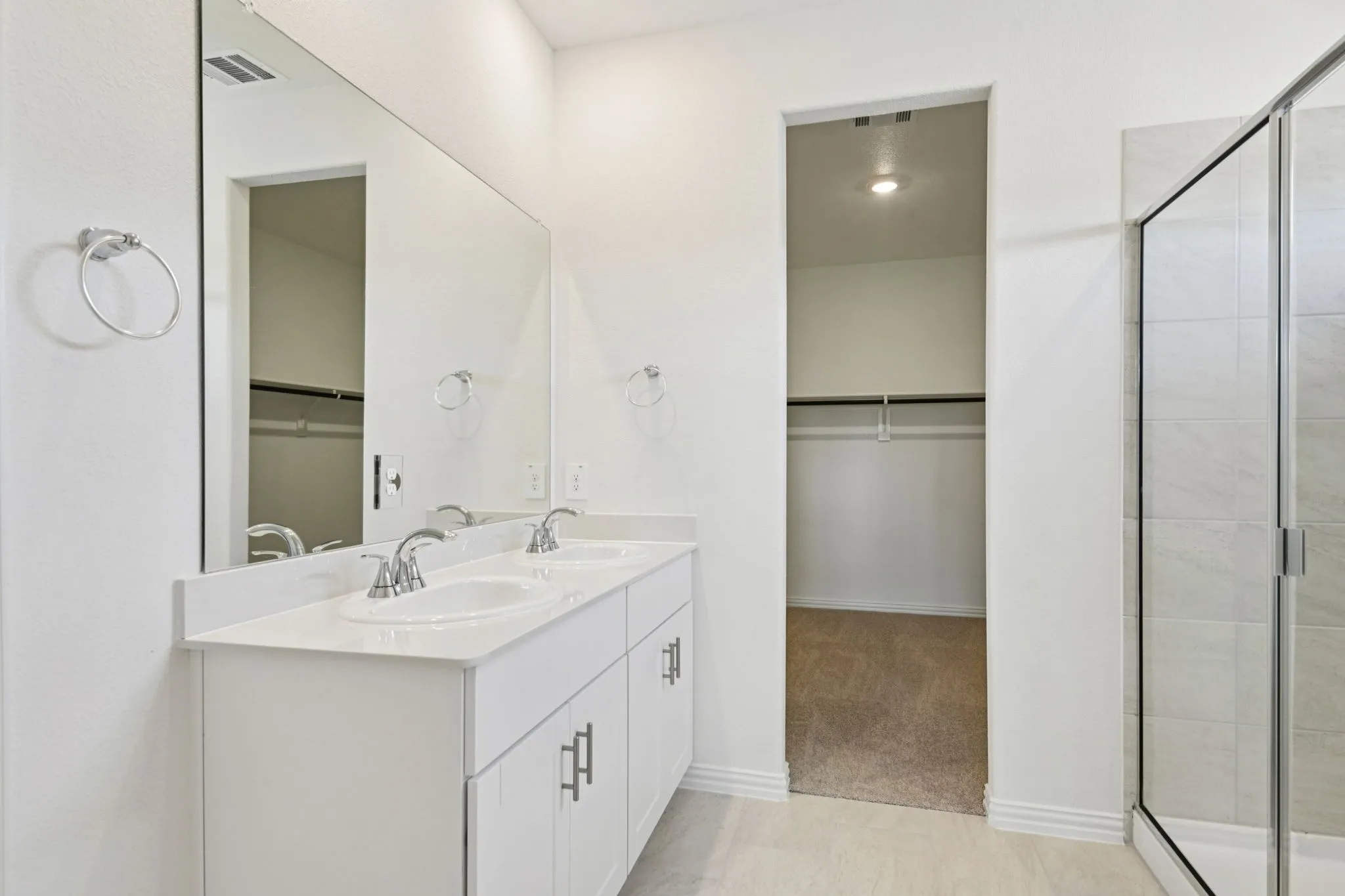 Photo is not of the actual home, but is an inspirational photo of builder’s model home and may depict options, furnishings, and/or decorator features that are not included.