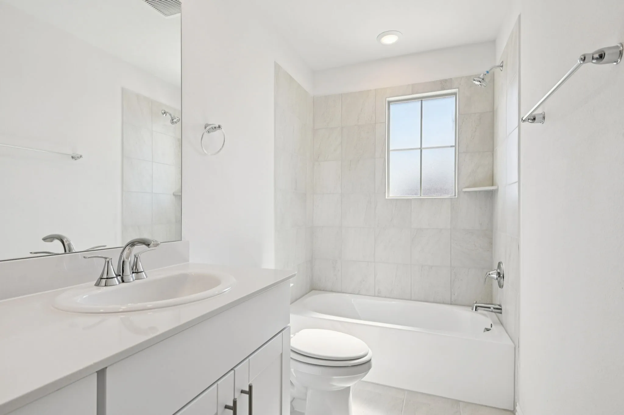 Photo is not of the actual home, but is an inspirational photo of builder’s model home and may depict options, furnishings, and/or decorator features that are not included.