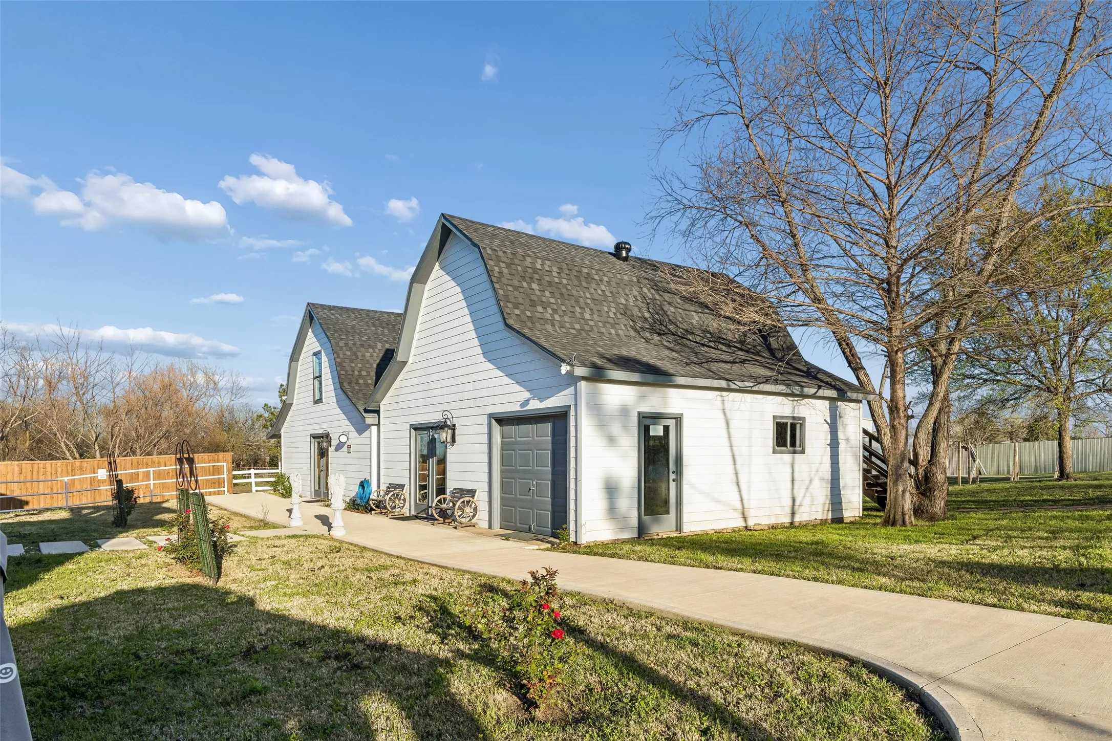  Two white twin cottages
