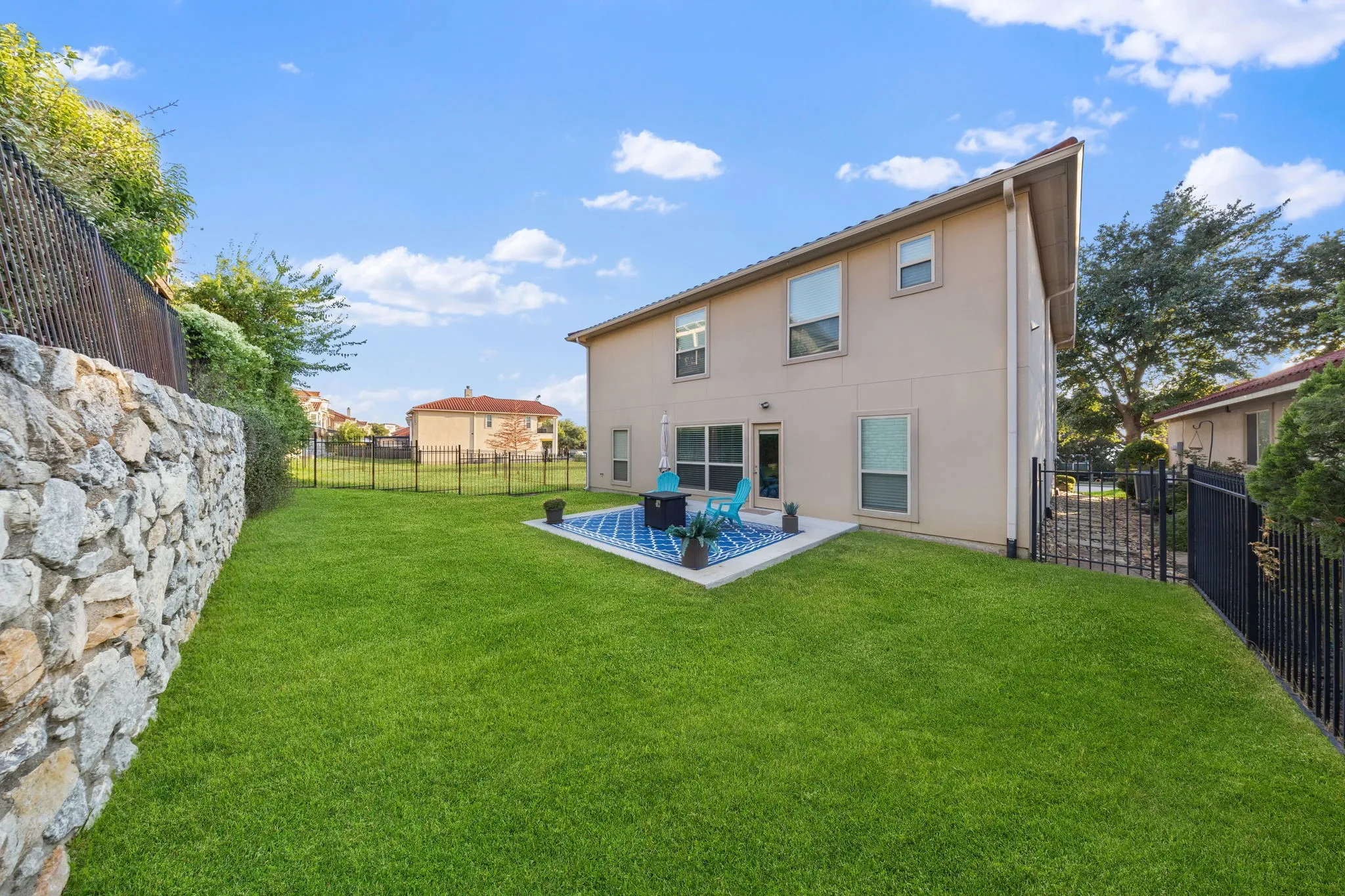 Single Family Residence For Sale in Rockwall County , 2029 Pontchartrain Drive, Rockwall, Texas 75087, 3 Bedroom, 3 Bathroom, 2 Garage spaces, 3,044 Sqft, built in 2014, mls#21382194, Real Estate Agent in Rockwall, Homes For Sale in Rockwall county, Homes For Sale in Rockwall, Realtor in Rockwall Texas, Real Estate Brokerage Independent Realty Texas, Luminita Cordes Realtor
