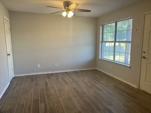 Single Family Residence For Rent in Cooke County , 703 Mill Street, Gainesville, Texas 76240, 3 Bedroom, 1 Bathroom, Garage spaces, 936 Sqft, built in 2005, mls#21382193, Real Estate Agent in Gainesville, Homes For Rent in Cooke county, Homes For Rent in Gainesville, Realtor in Gainesville Texas, Real Estate Brokerage Independent Realty Texas, Luminita Cordes Realtor